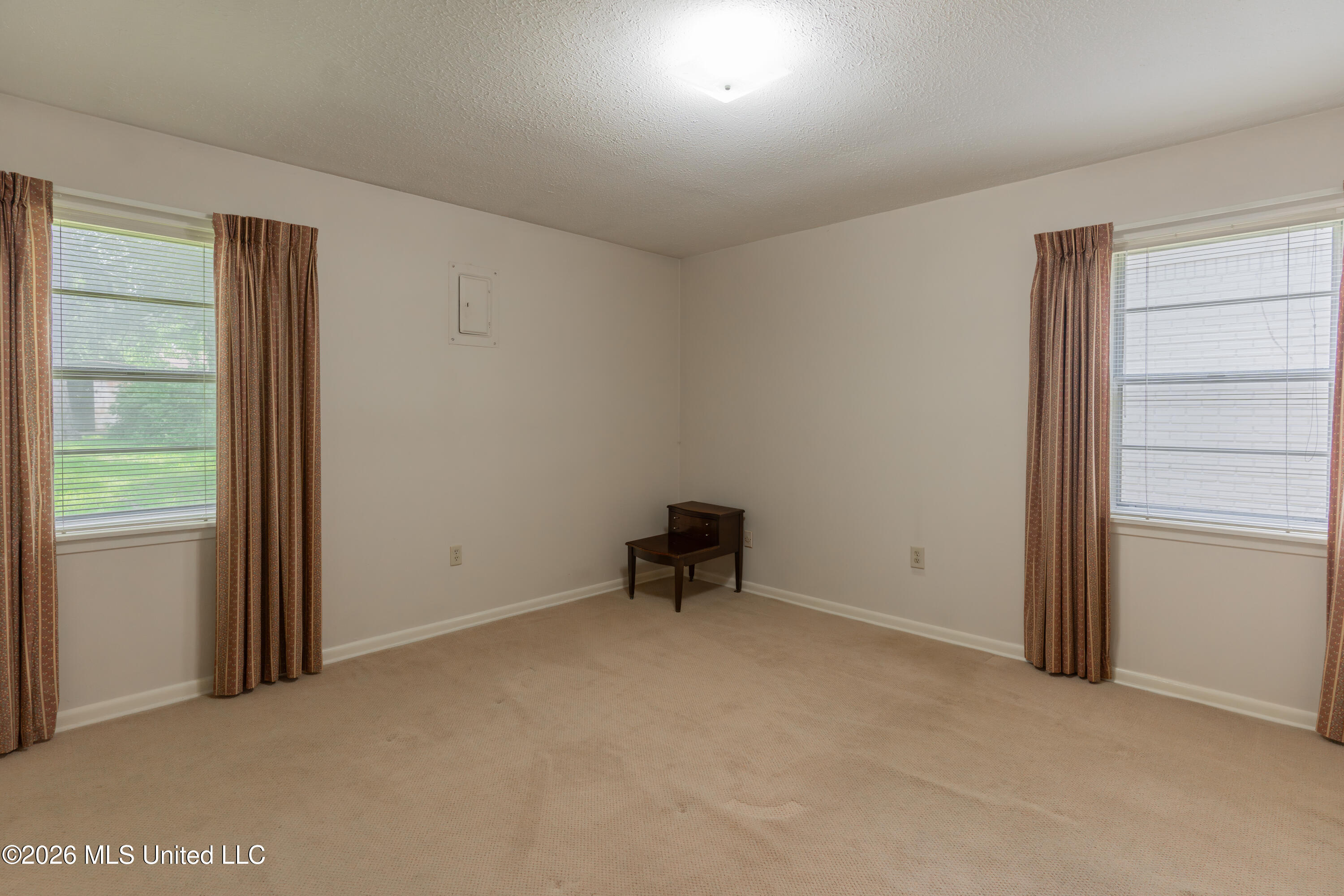 715 Tanglewood Drive