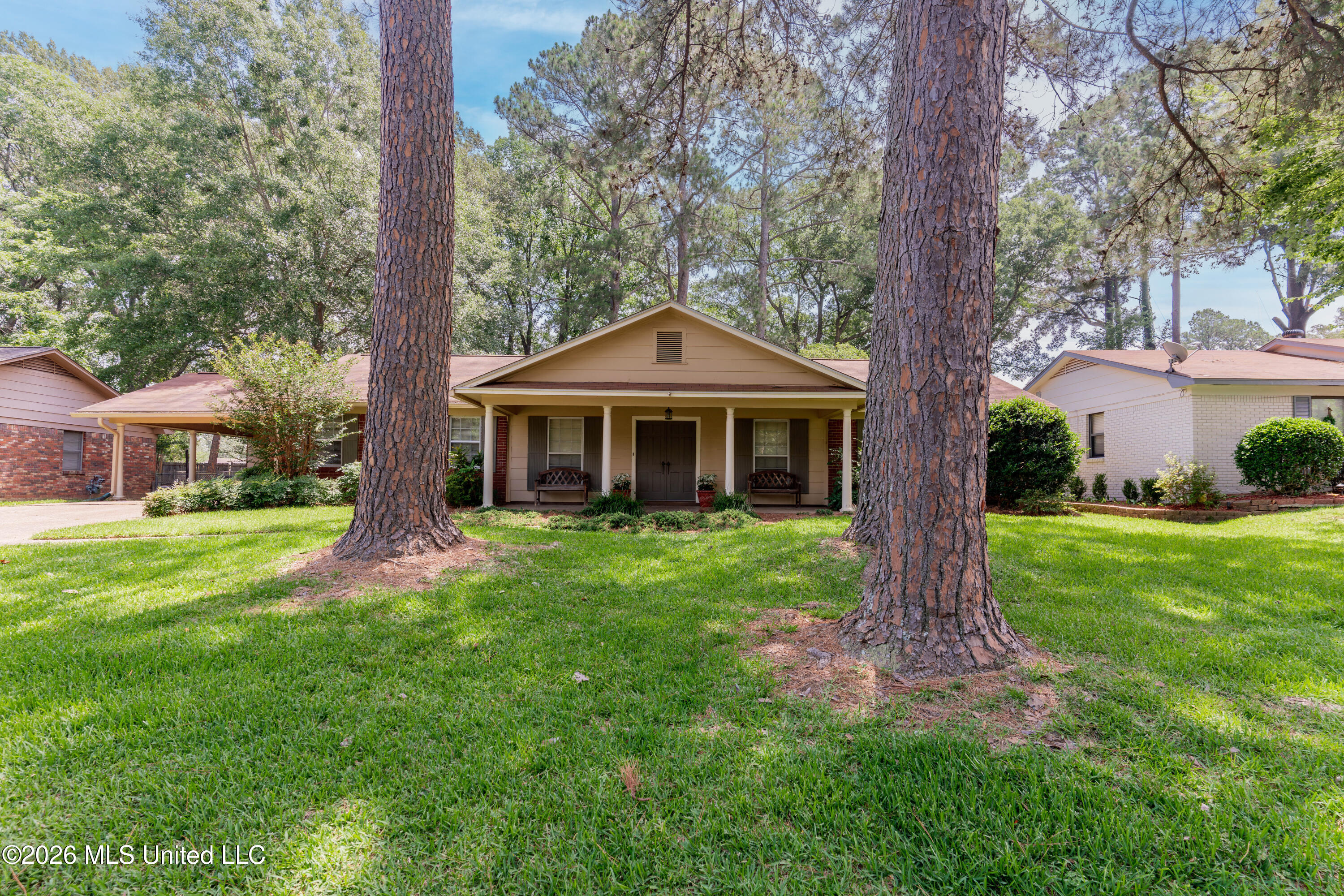 715 Tanglewood Drive