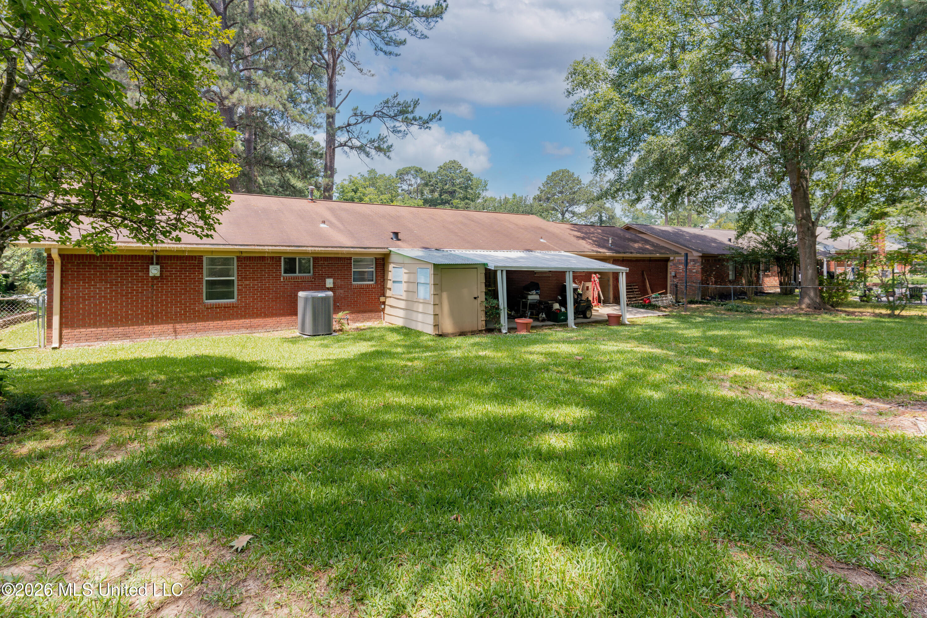 715 Tanglewood Drive