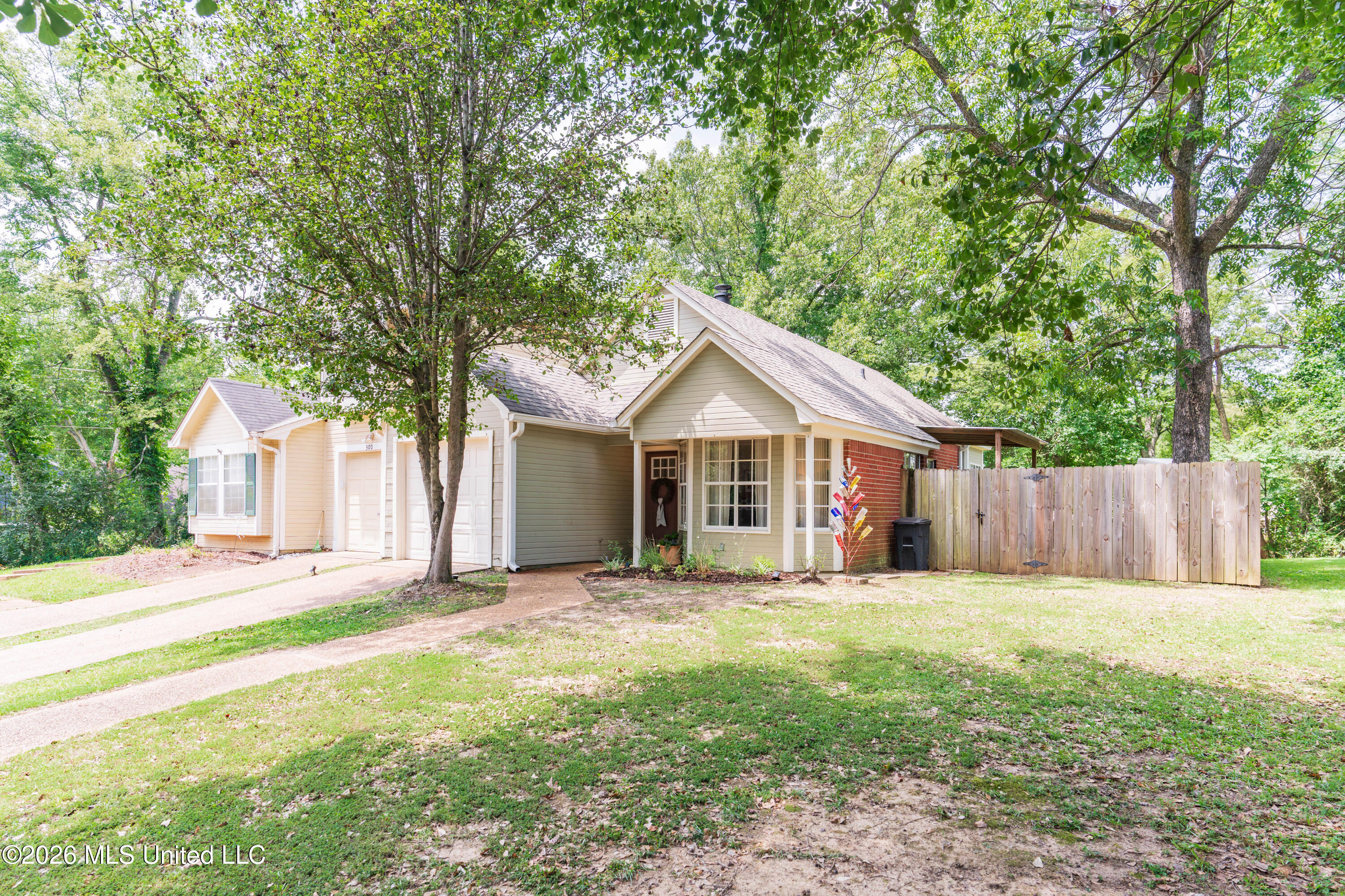 302 Indian Summer Lane