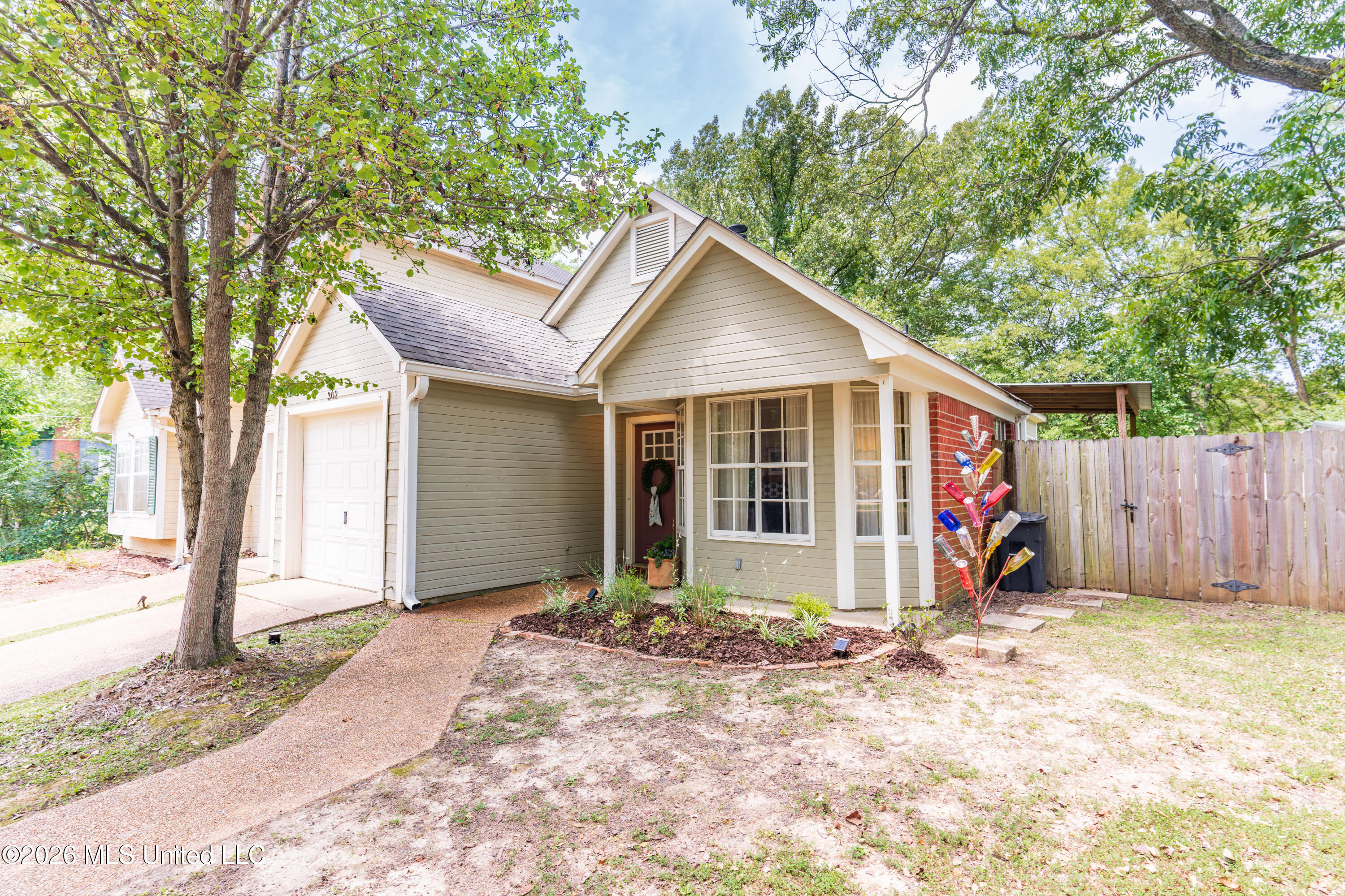 302 Indian Summer Lane