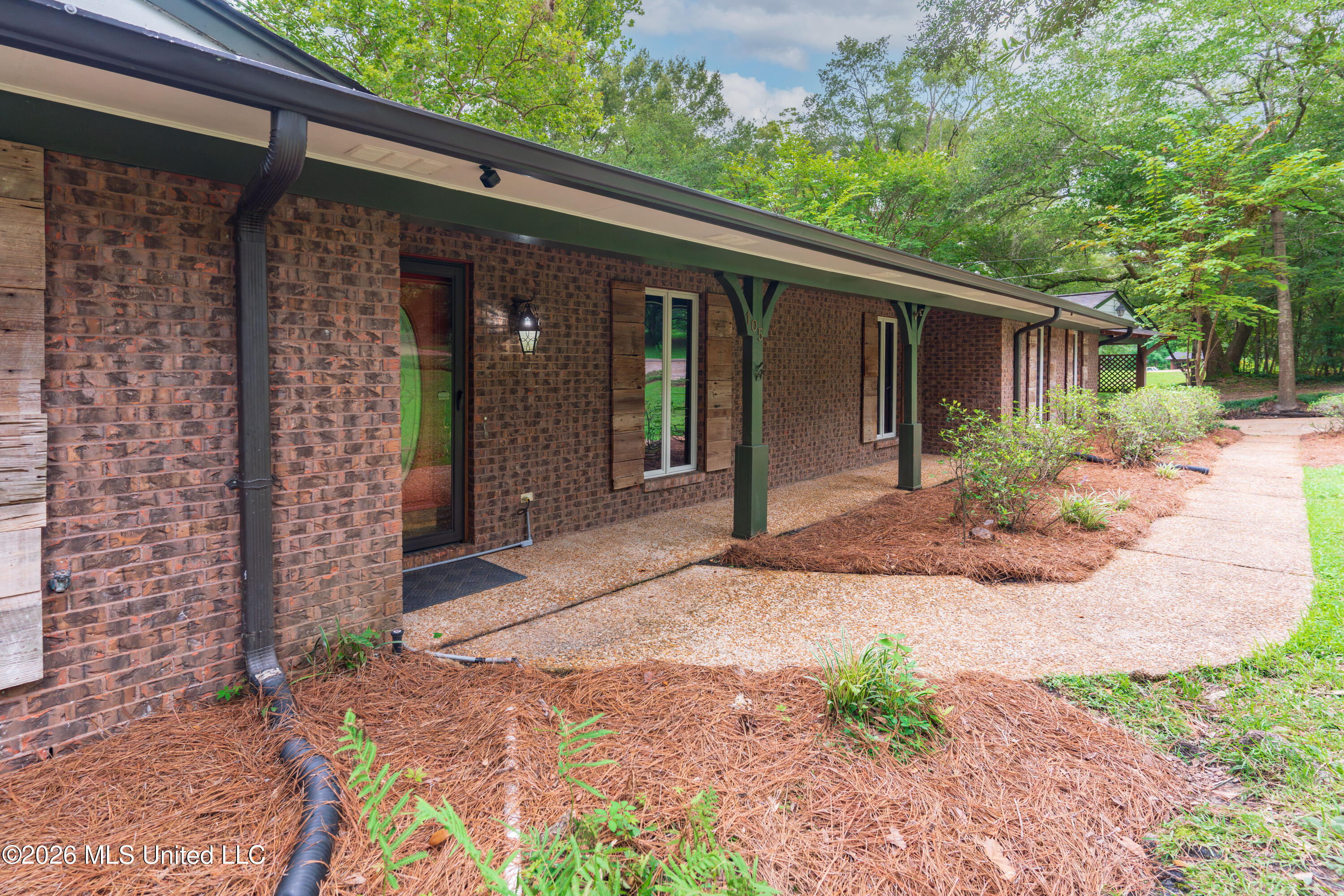 105 Mclendon Drive
