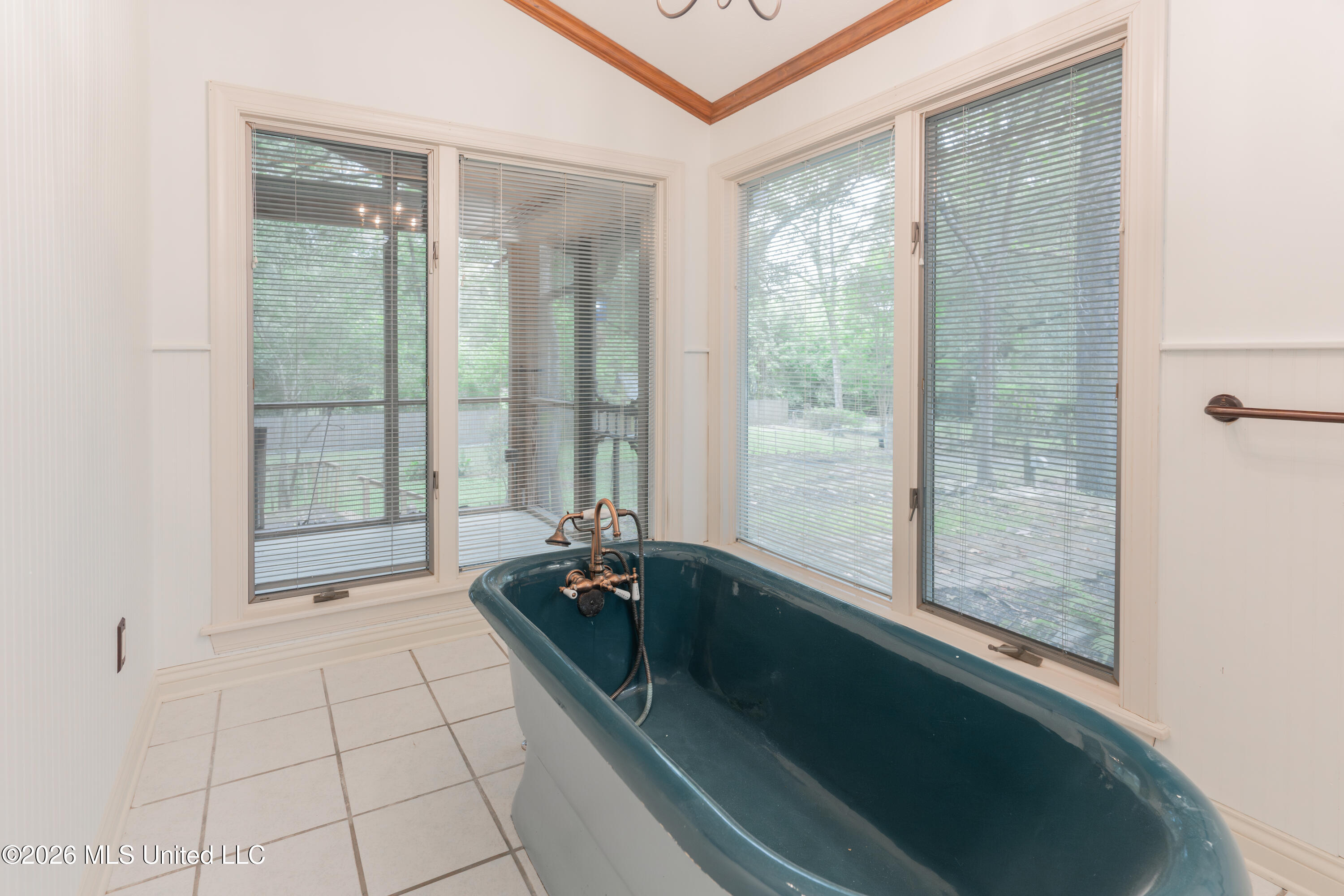 105 Mclendon Drive
