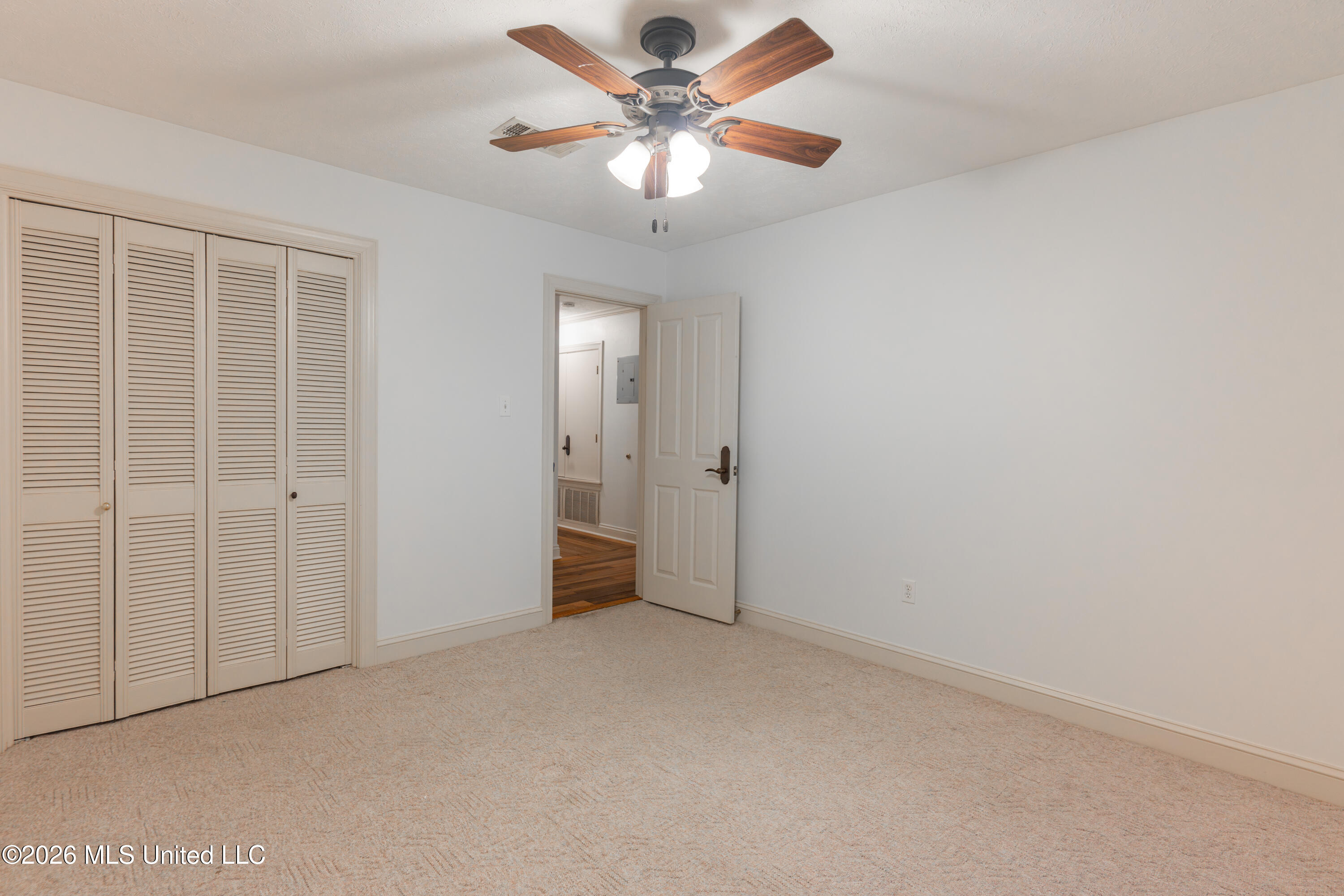 105 Mclendon Drive