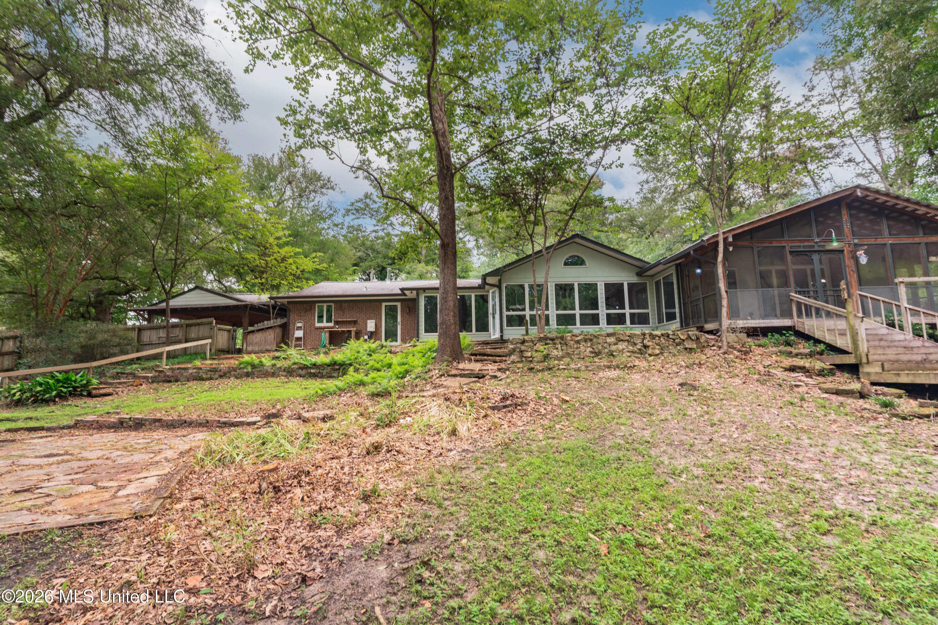 105 Mclendon Drive