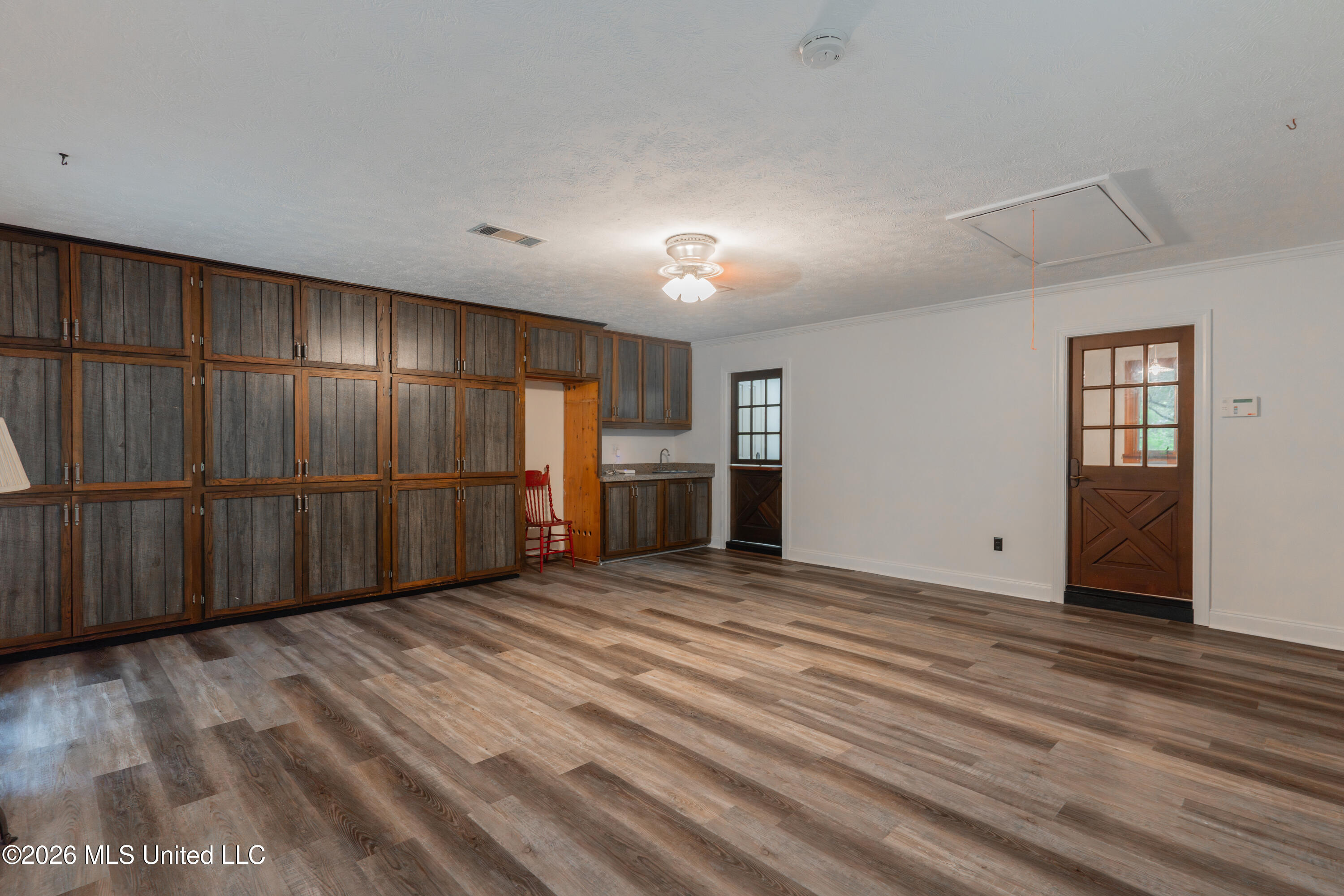 105 Mclendon Drive