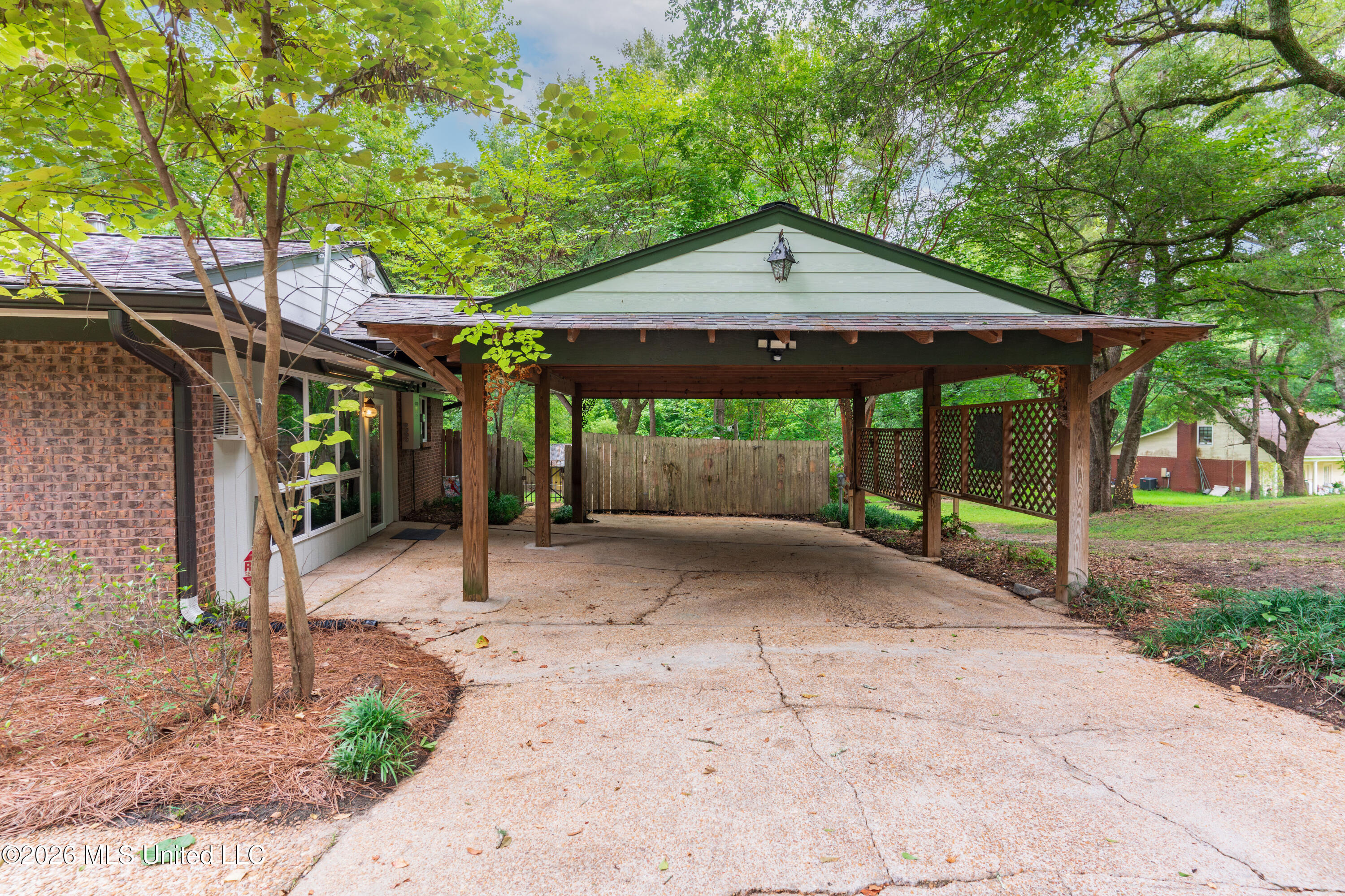 105 Mclendon Drive