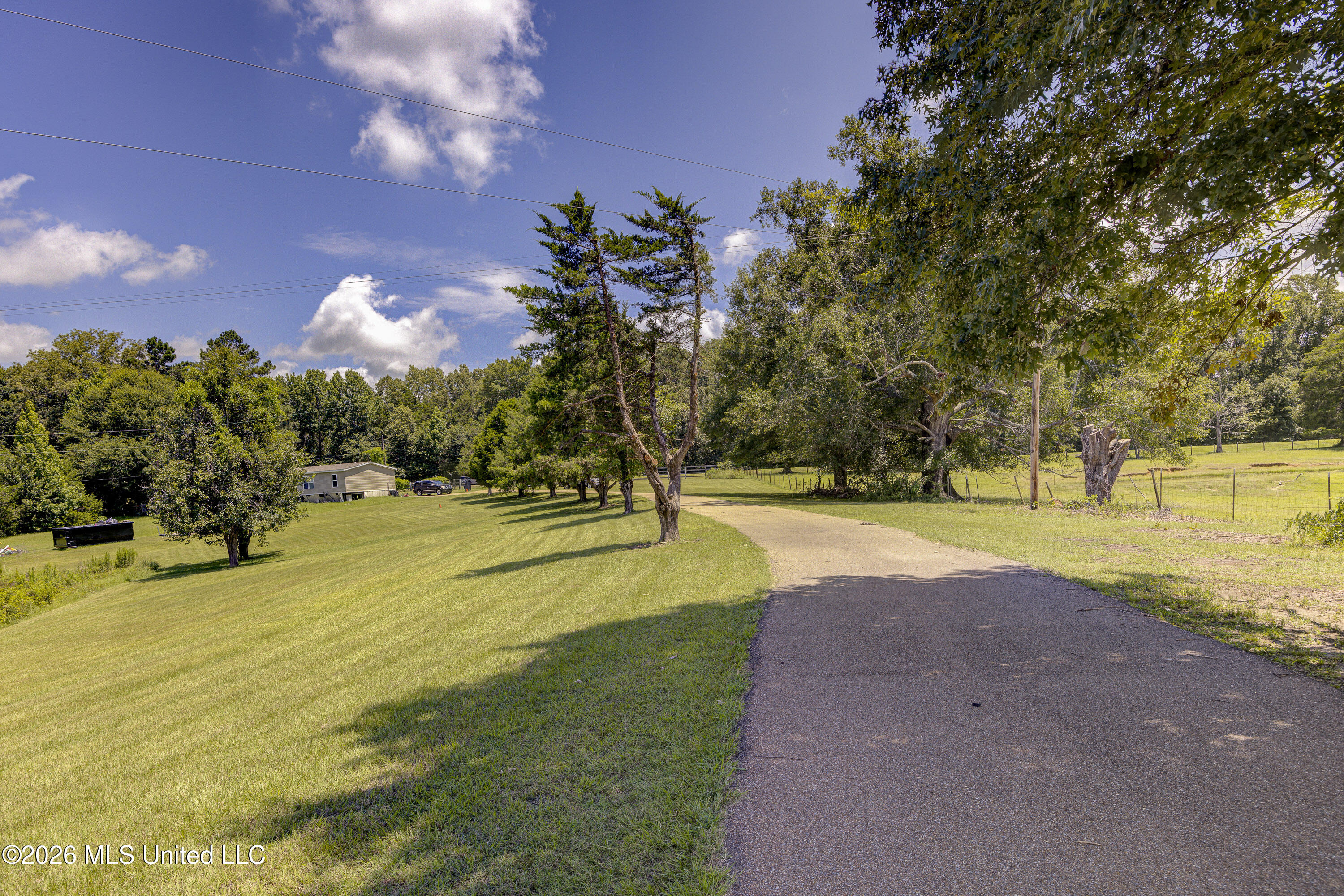 4757 Highway 27