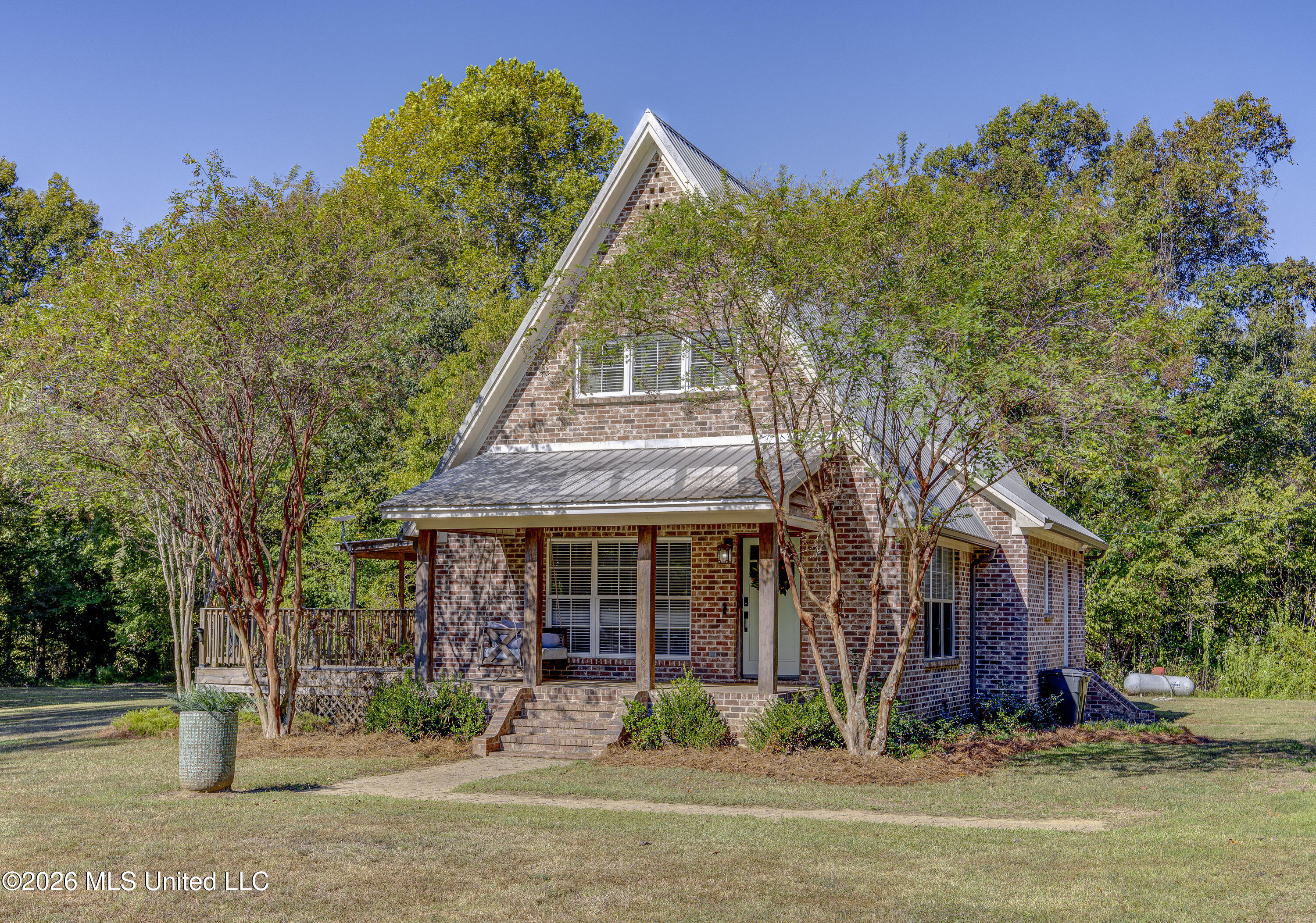 7025 Highway 433