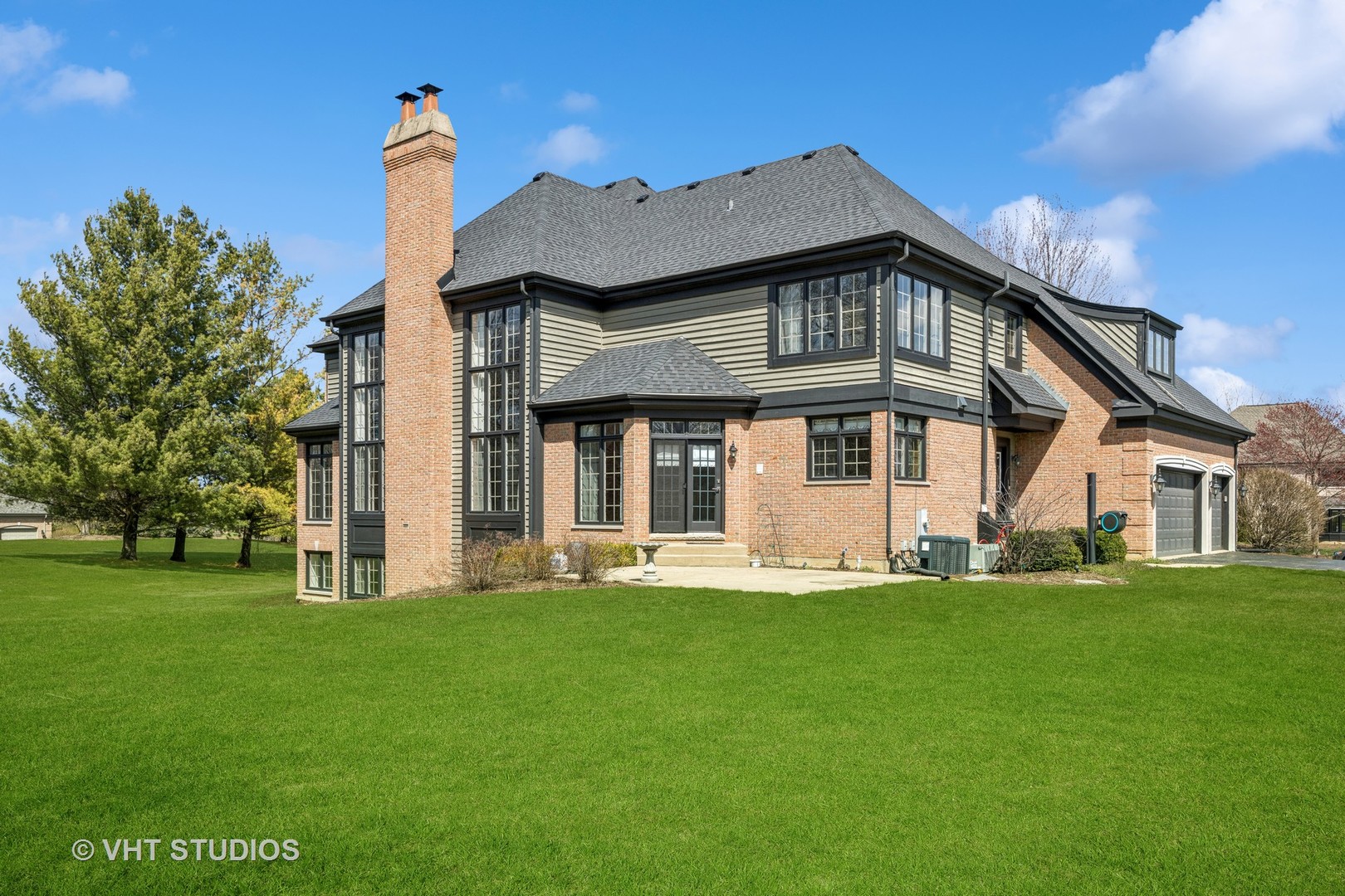 5N424 Fairway Drive