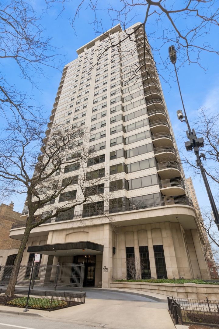 1501 N State Parkway Unit: 22D