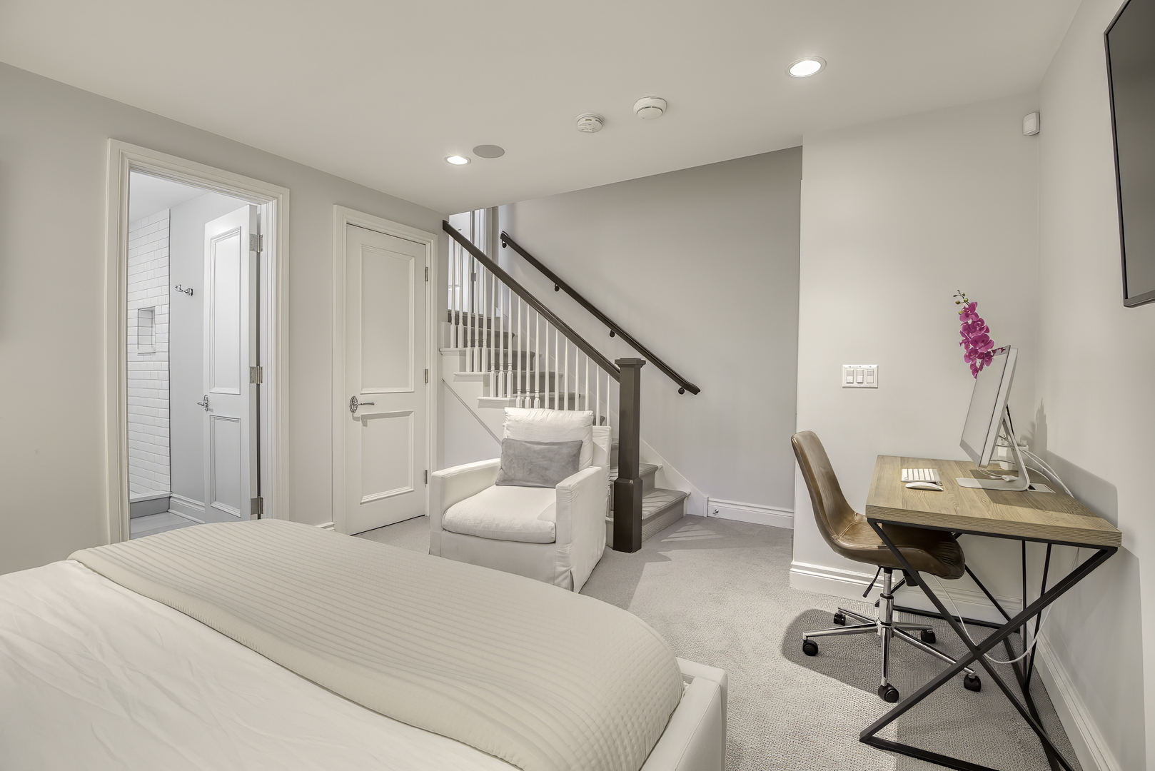 505 W Menomonee Street