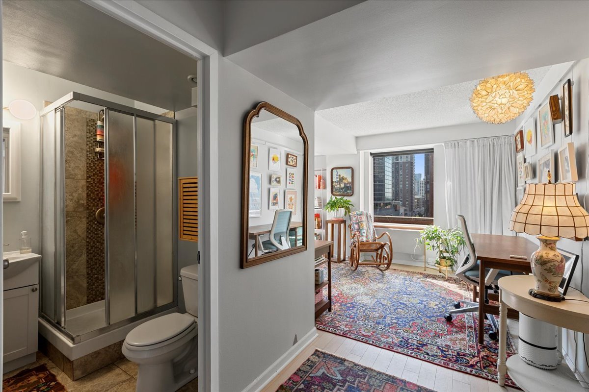 801 S Plymouth Court Unit: 801