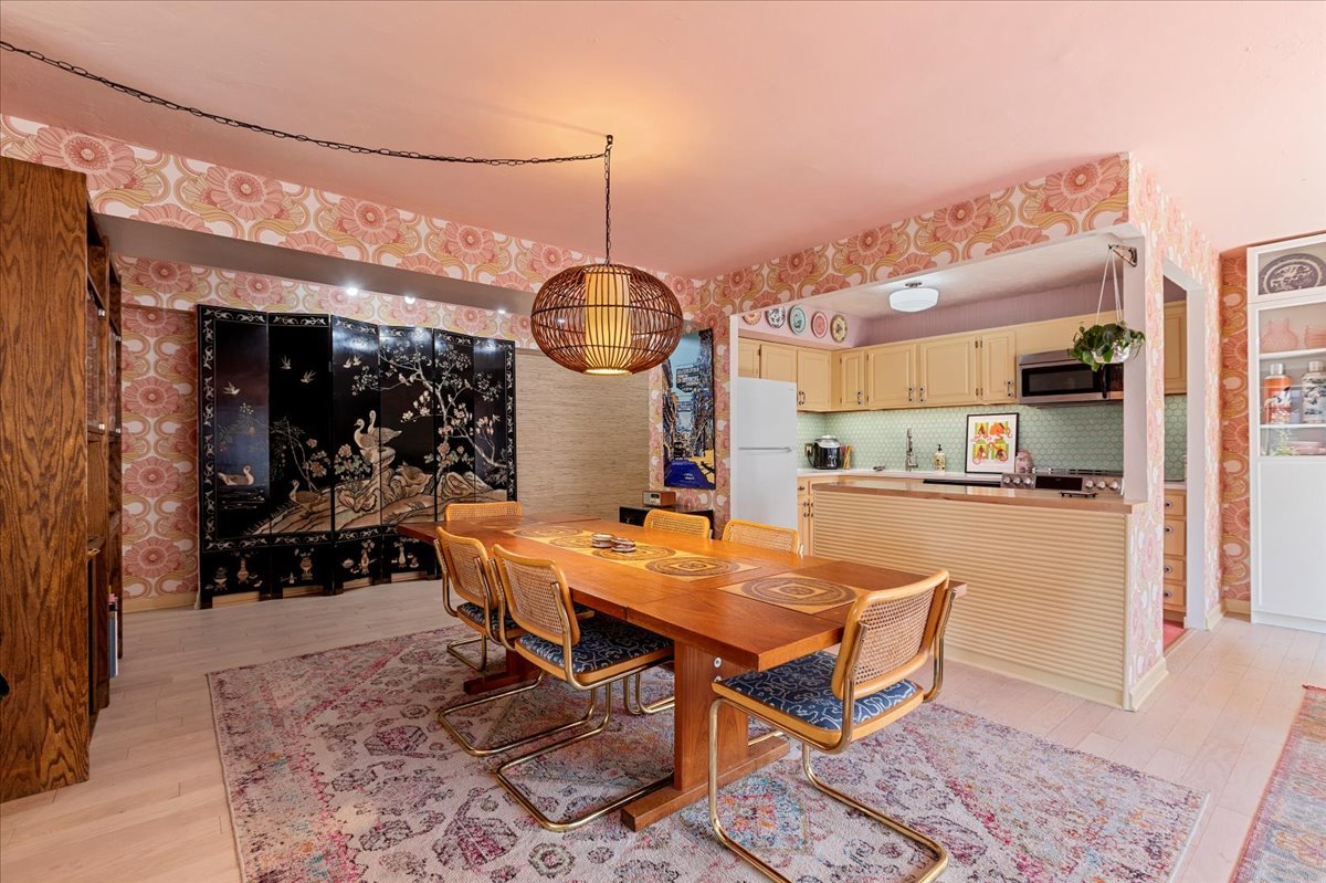 801 S Plymouth Court Unit: 801