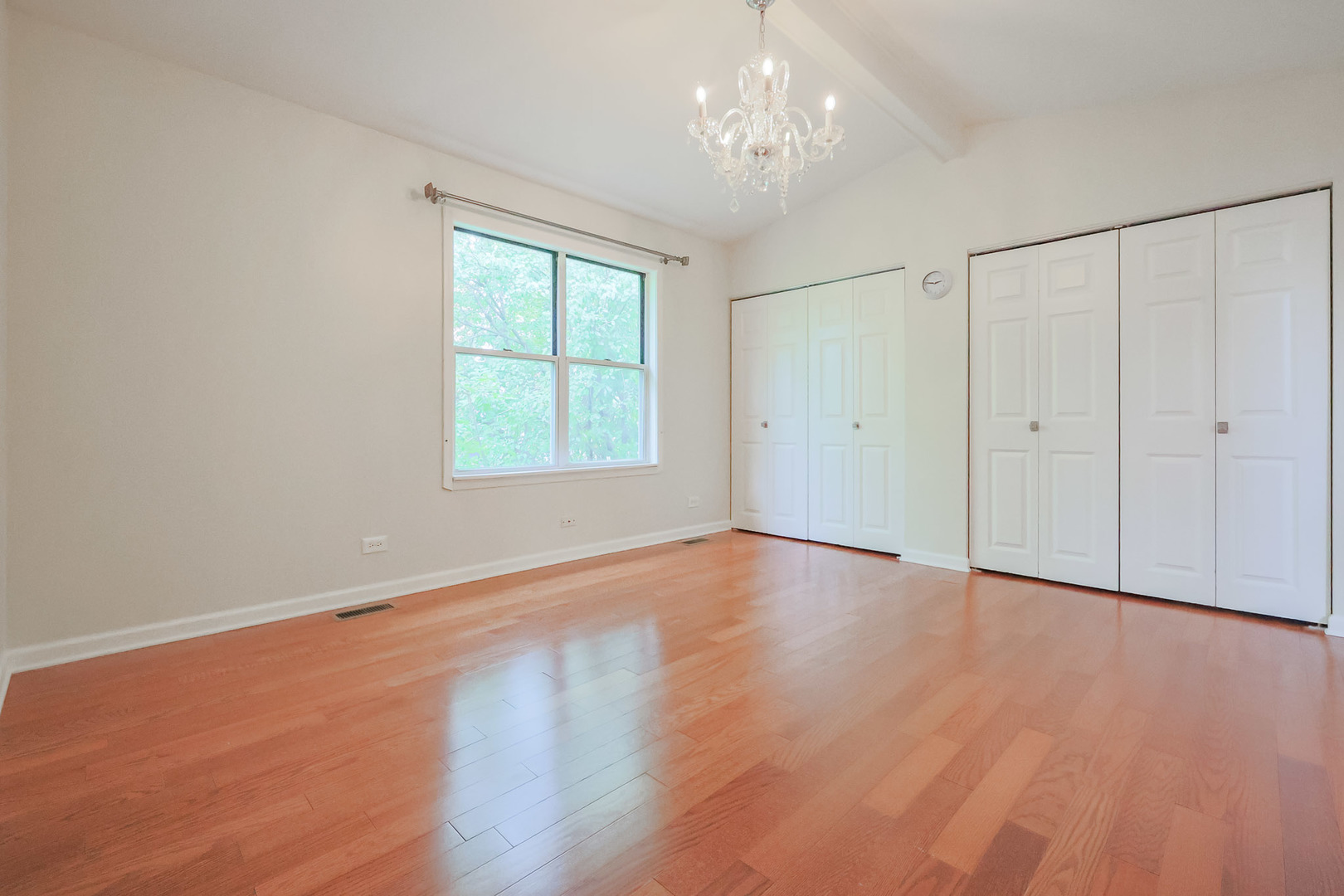 20 Sarahs Grove Lane