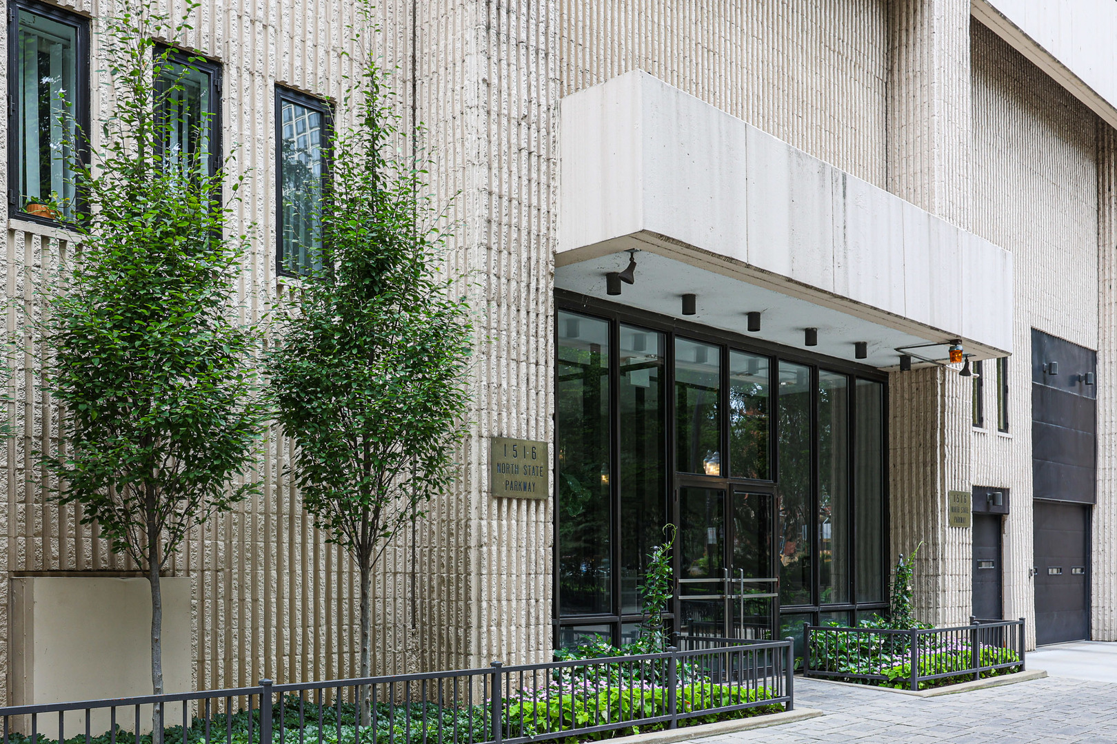 1516 N STATE Parkway Unit: 5B