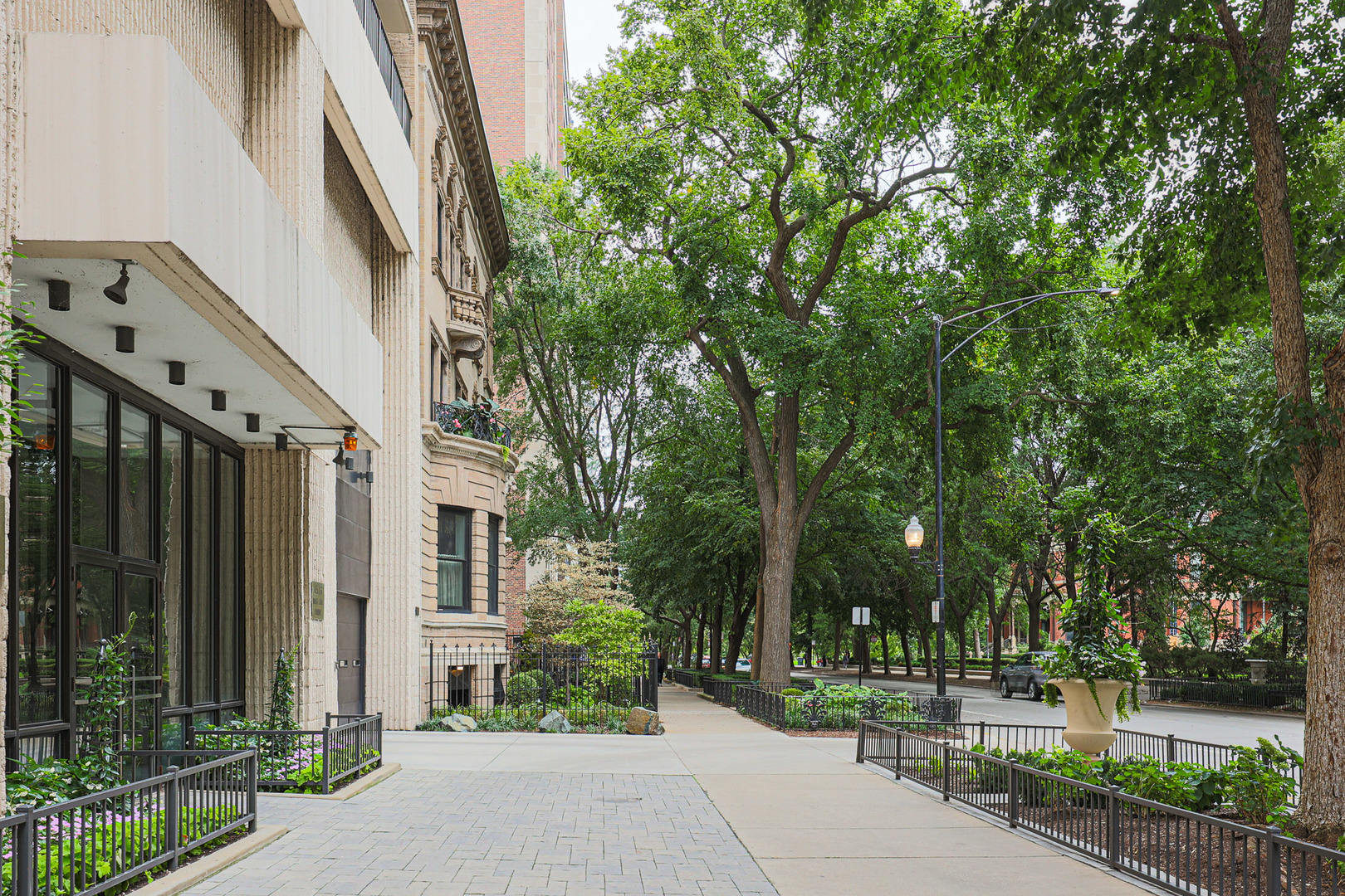 1516 N STATE Parkway Unit: 5B