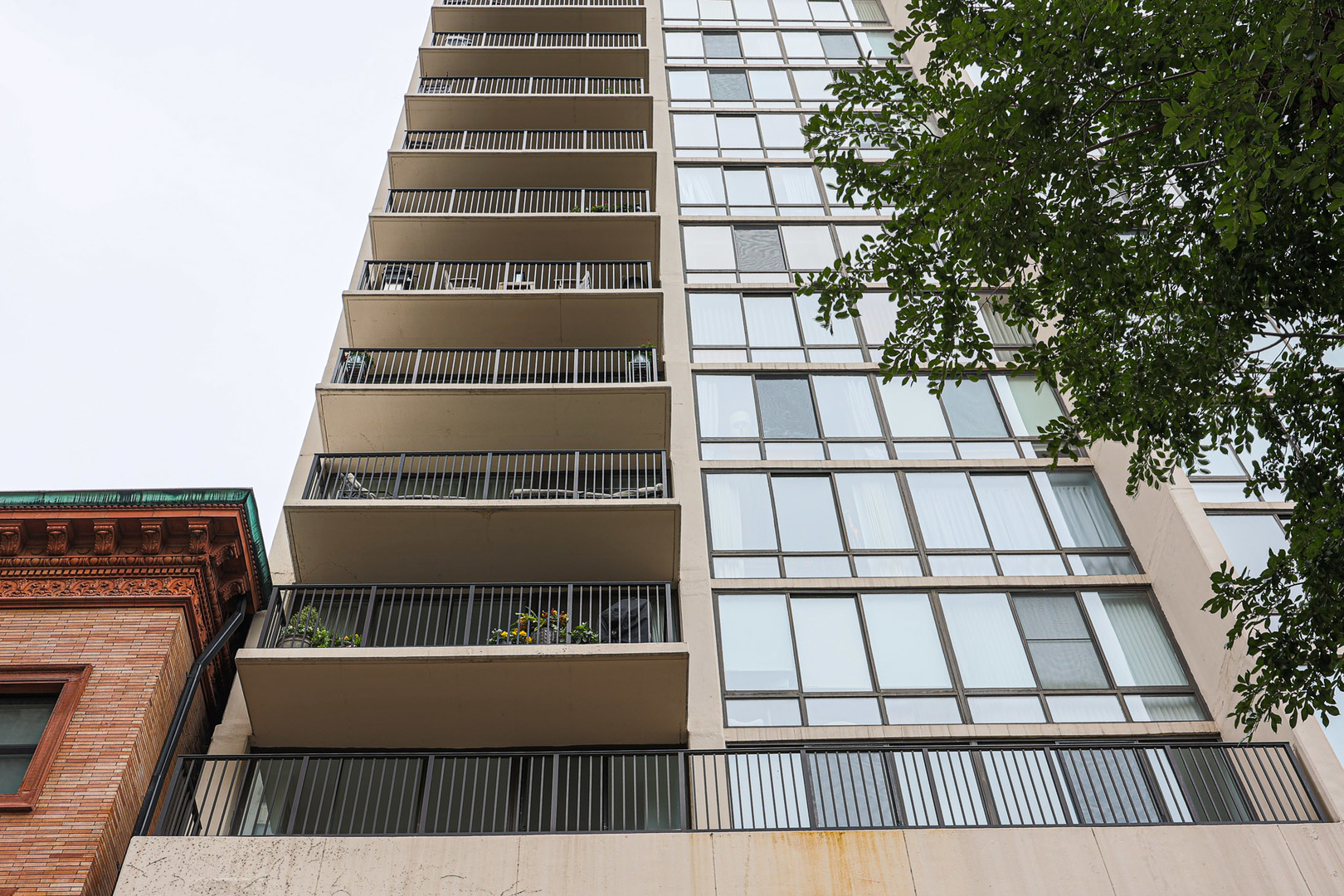 1516 N STATE Parkway Unit: 5B