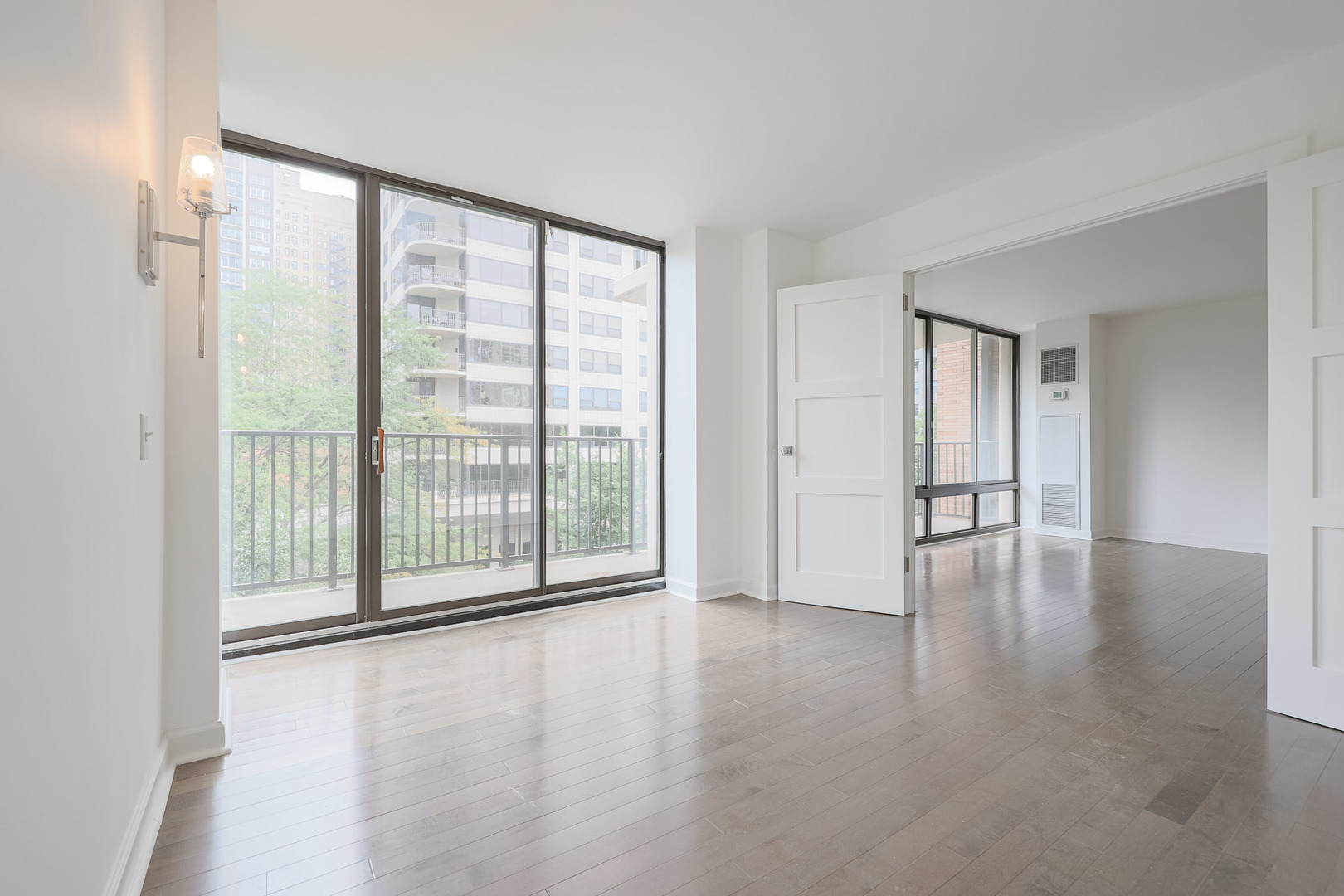 1516 N STATE Parkway Unit: 5B