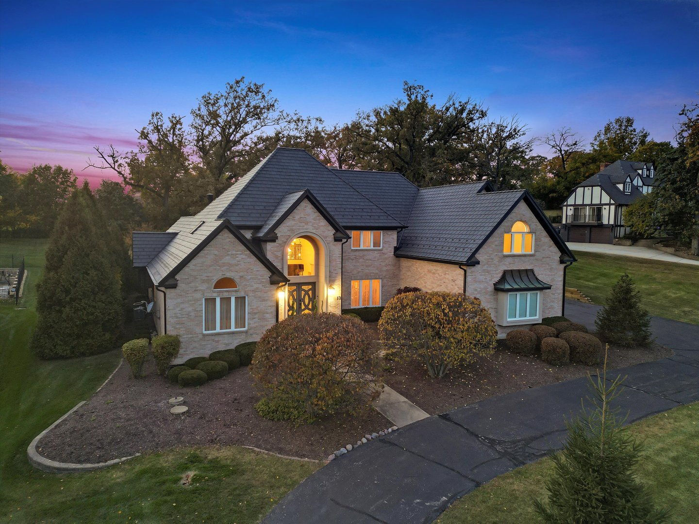 13 Equestrian Way
