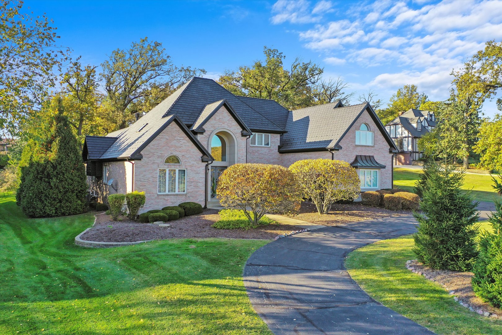 13 Equestrian Way