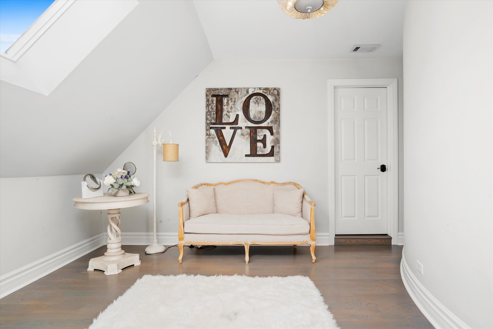 13 Equestrian Way