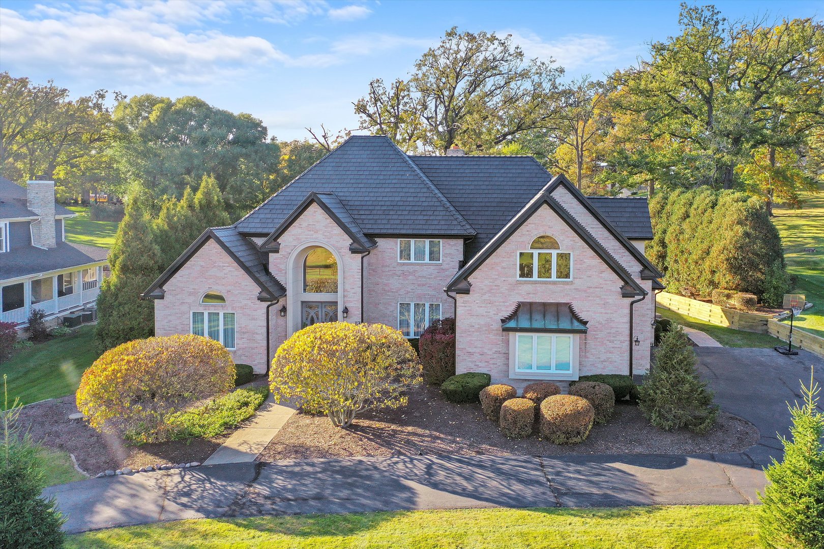 13 Equestrian Way