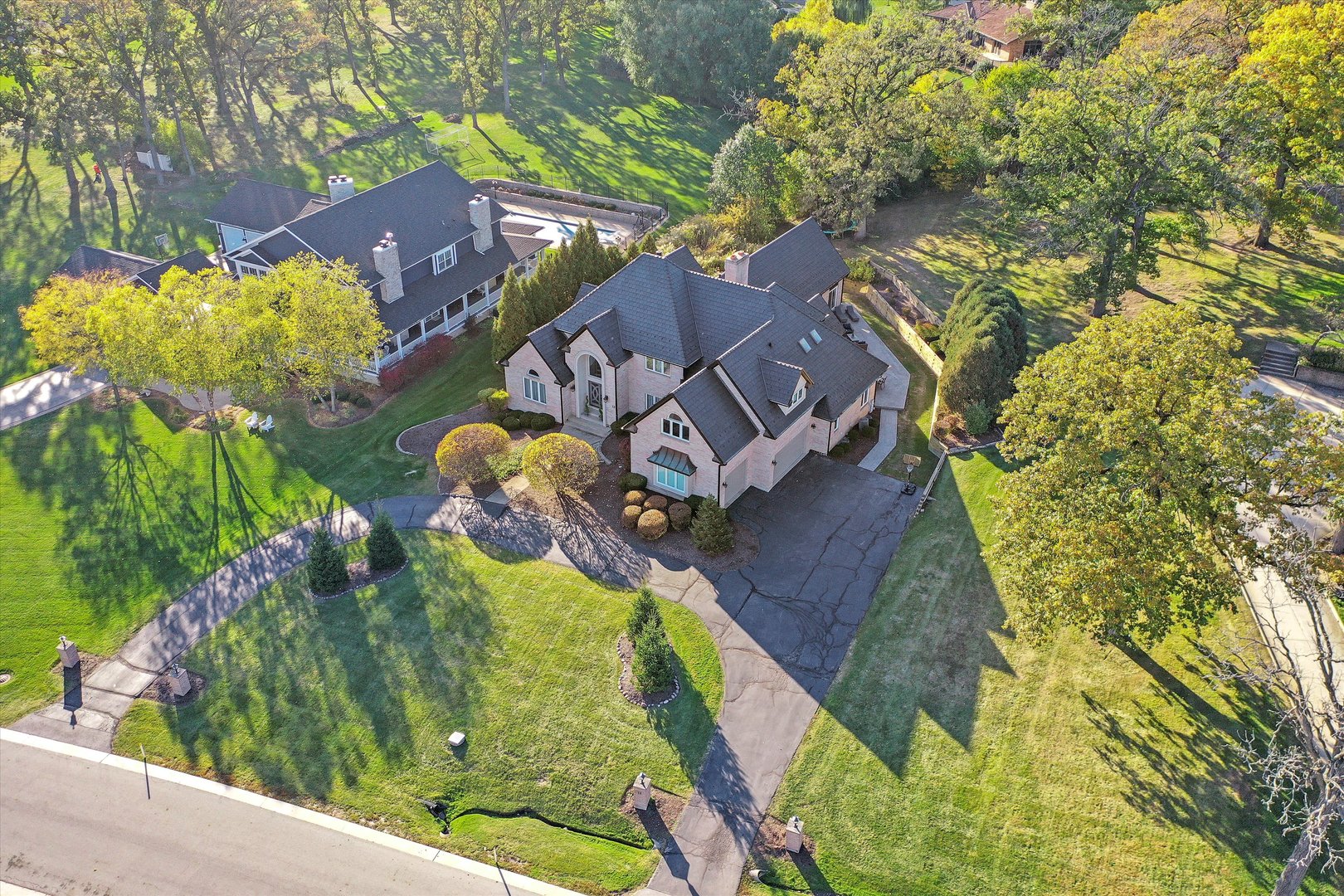 13 Equestrian Way