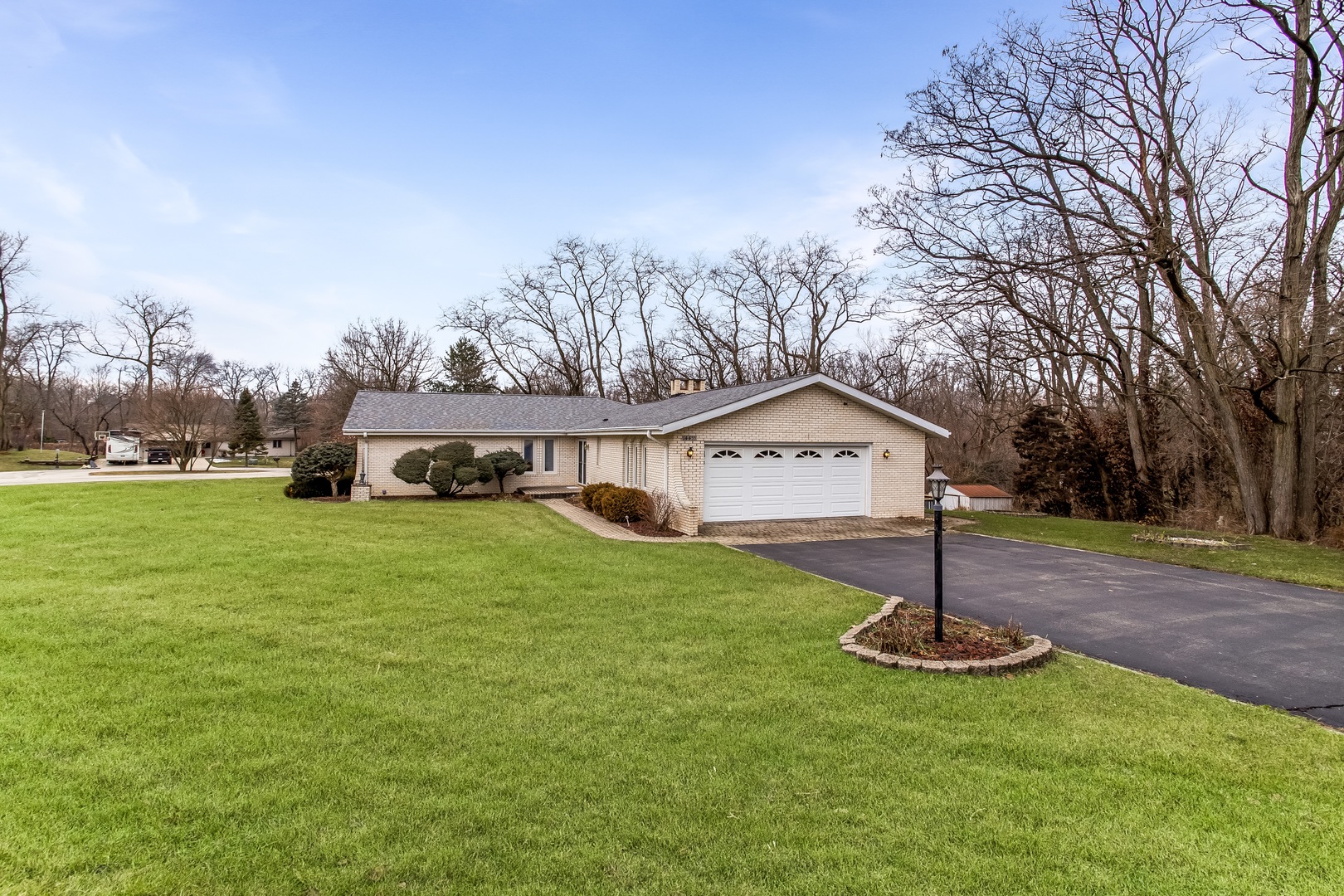 14455 S Oak Trail