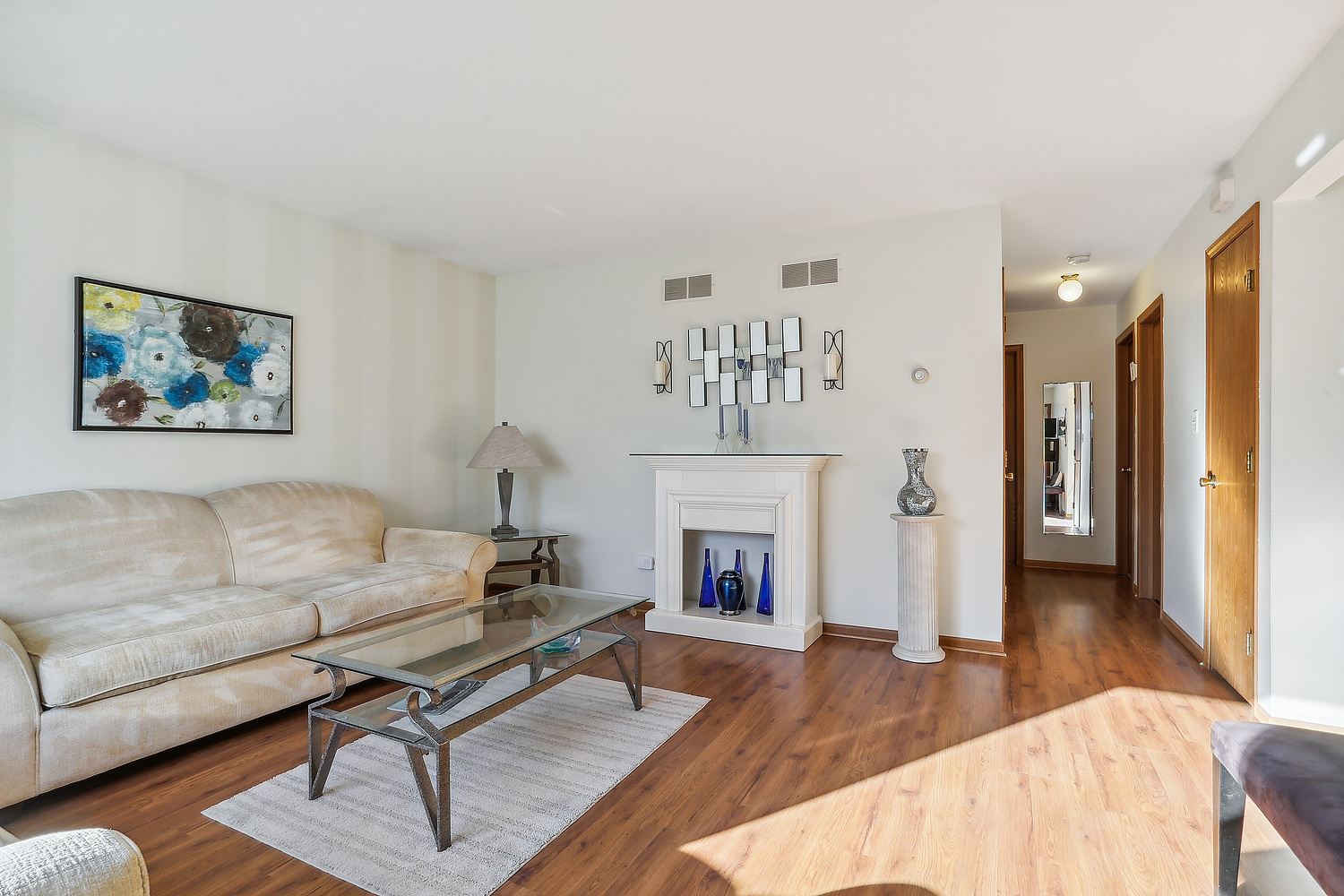 818 Warner Avenue