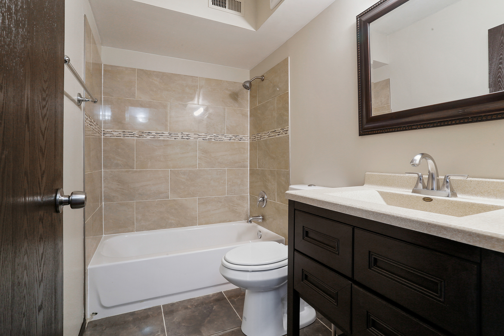 14340 Jefferson Avenue Unit: 1N