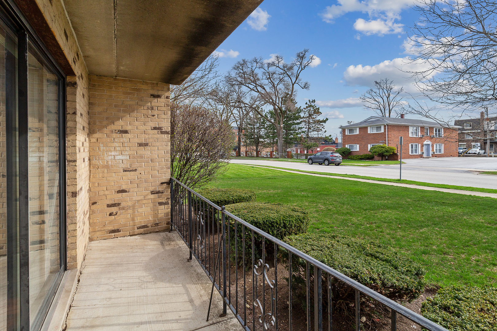 14340 Jefferson Avenue Unit: 1N