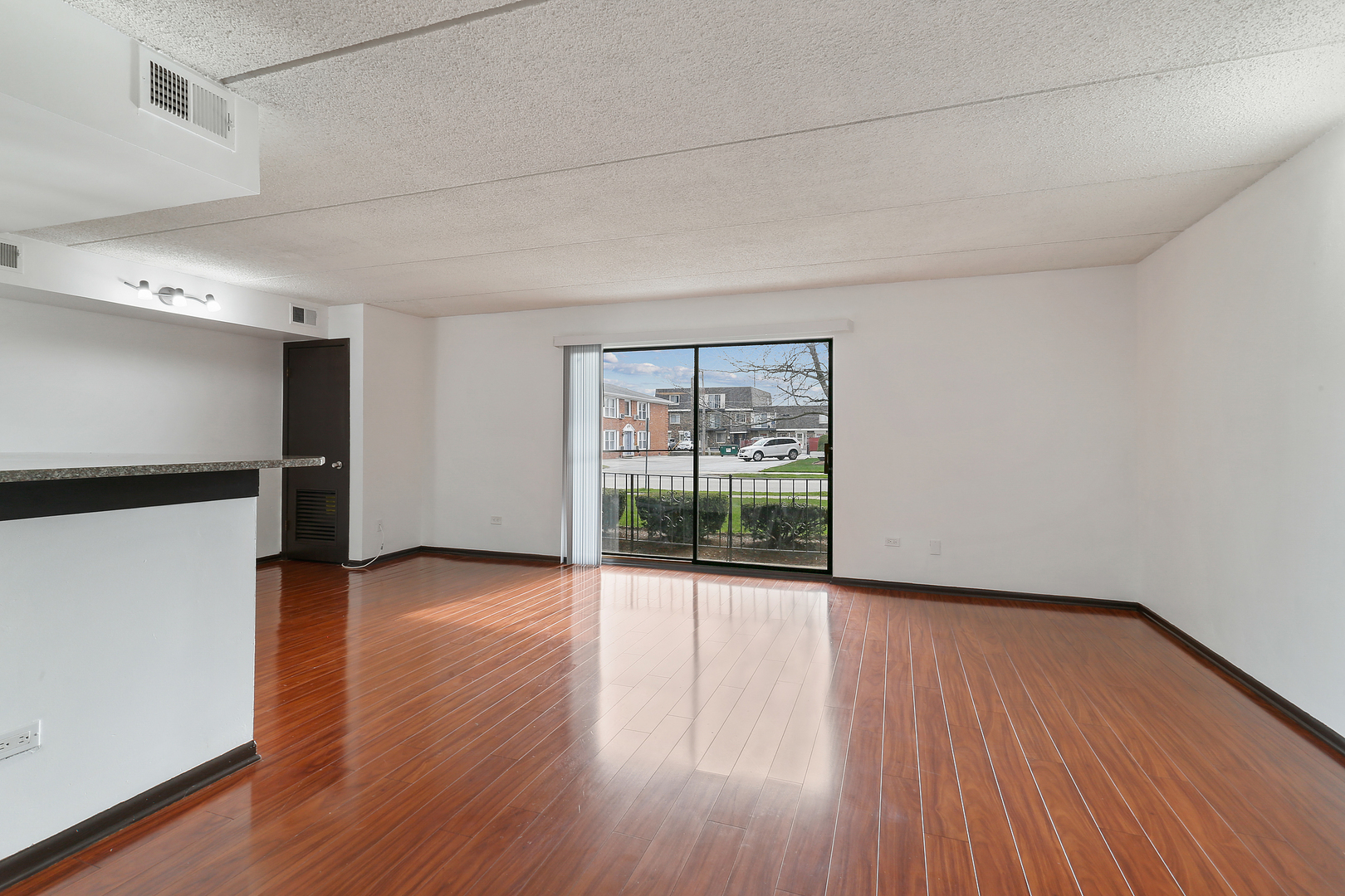 14340 Jefferson Avenue Unit: 1N