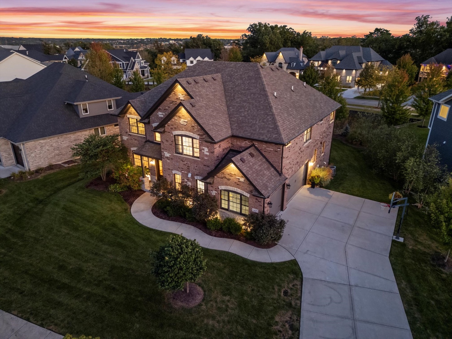 1415 Oak Bluff Lane