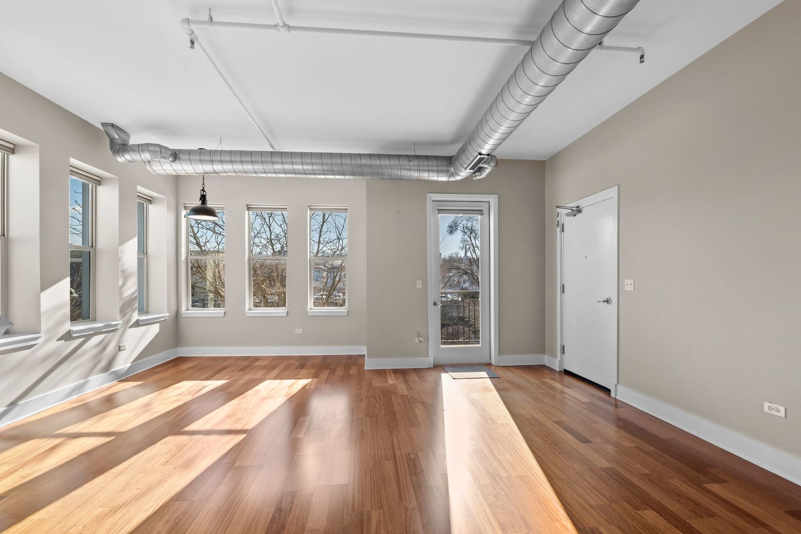351 Front Street Unit: 2212
