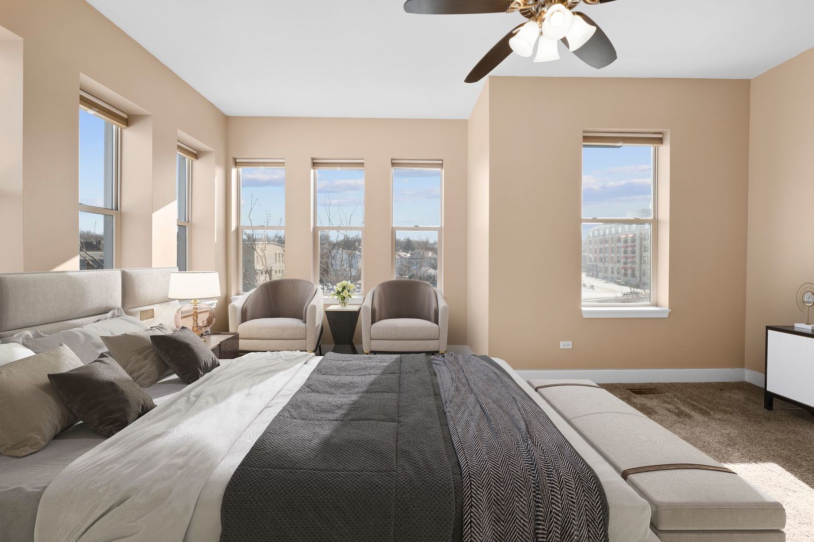 351 Front Street Unit: 2212