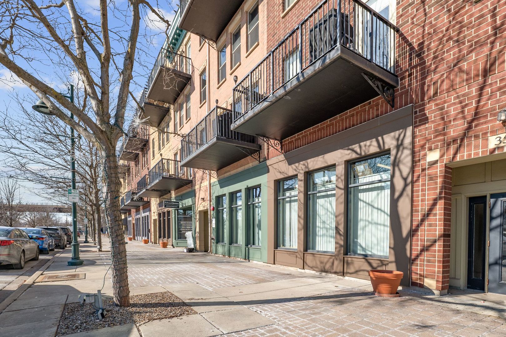 351 Front Street Unit: 2212