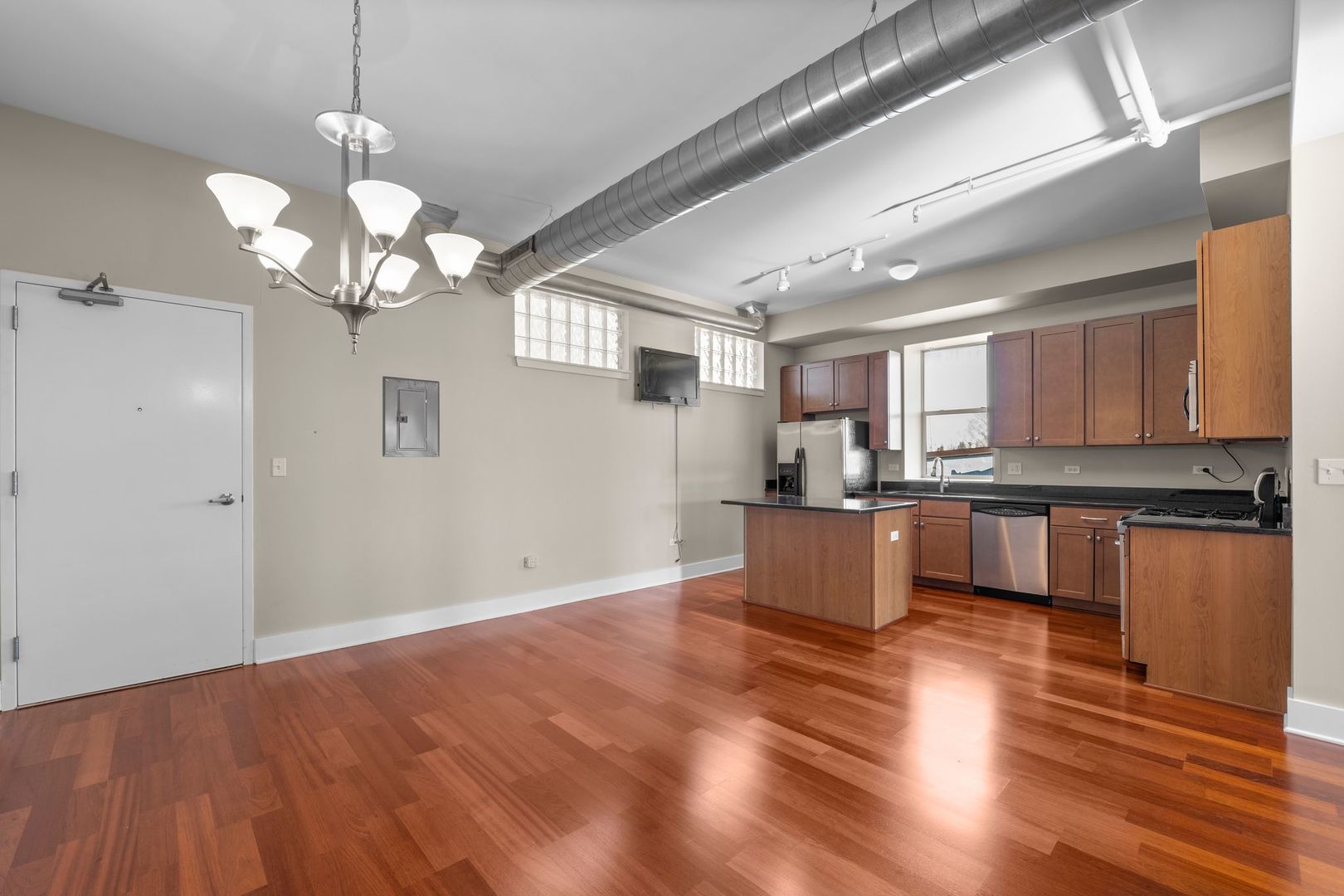 351 Front Street Unit: 2212
