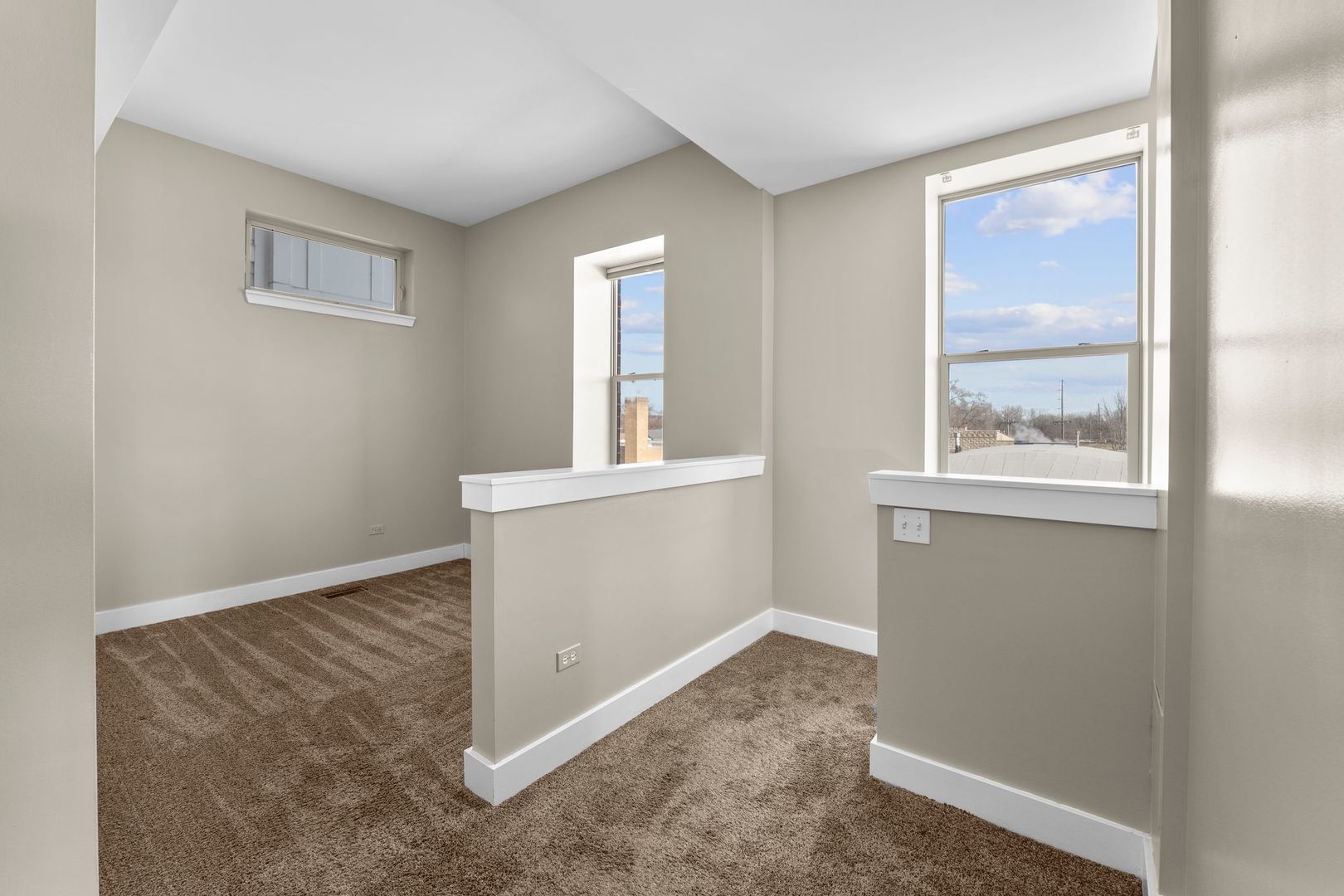 351 Front Street Unit: 2212
