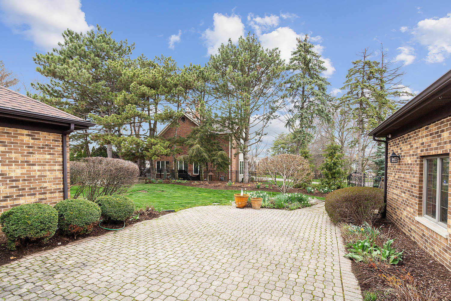 56 Garfield Ridge Court