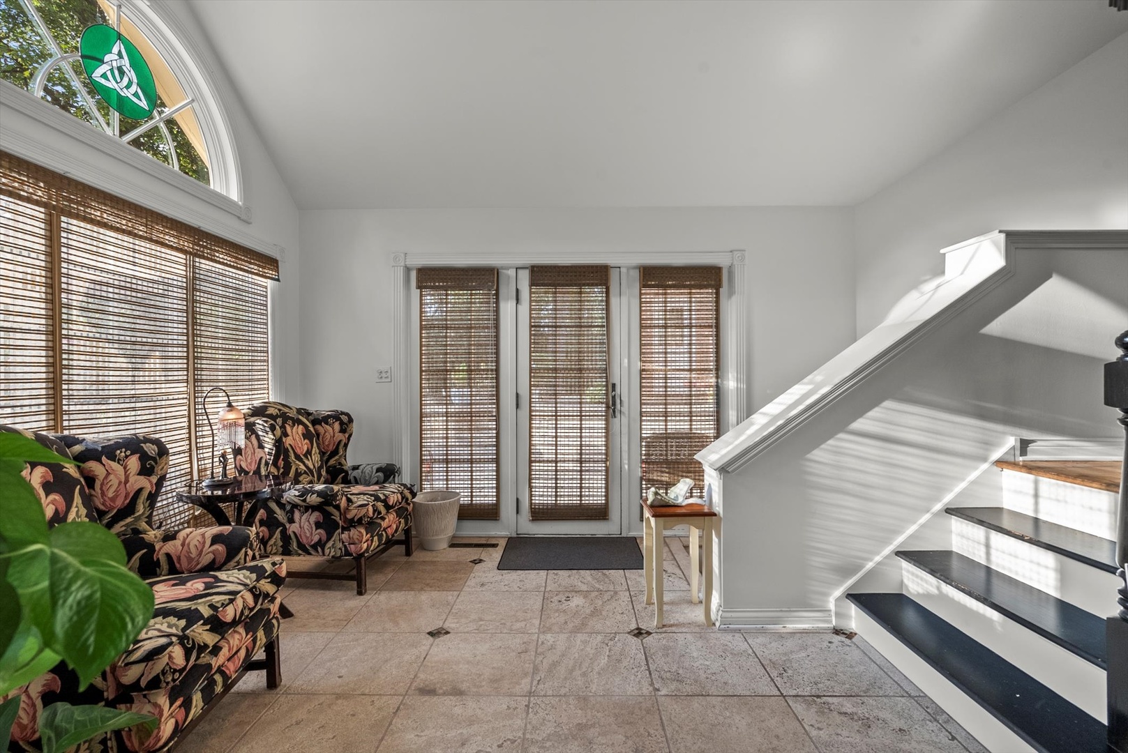 46 Woodview Lane