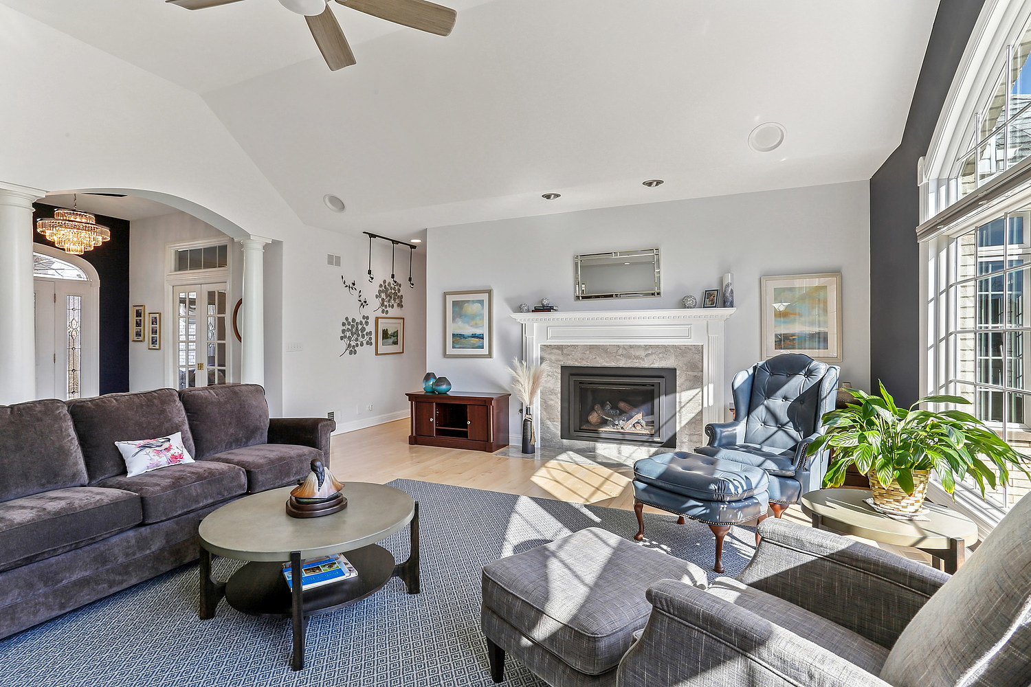 16853 S Comandra Circle