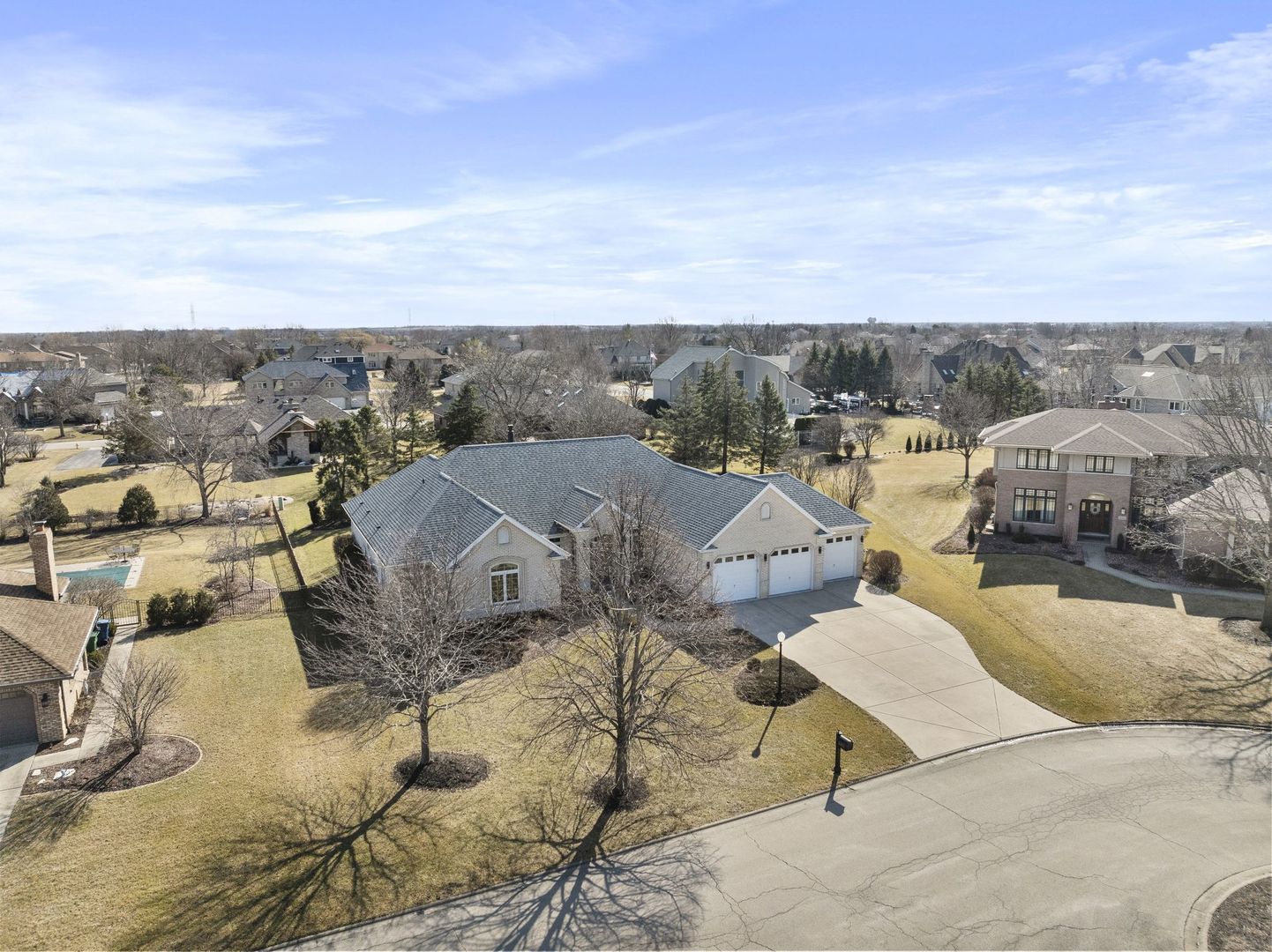 16853 S Comandra Circle