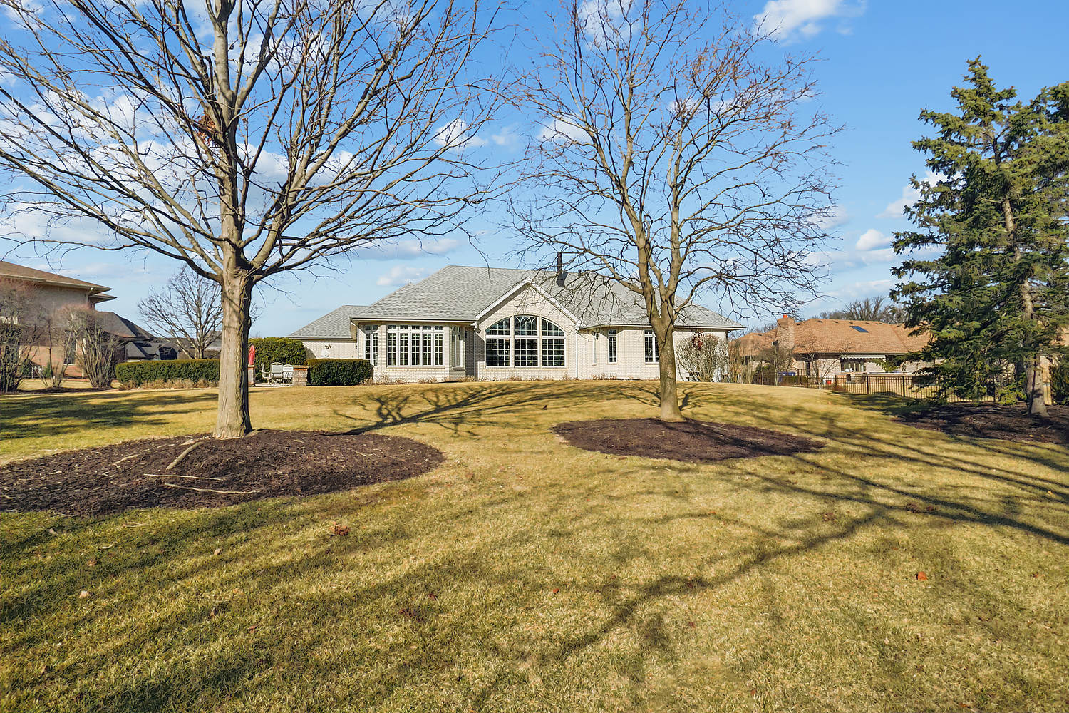 16853 S Comandra Circle