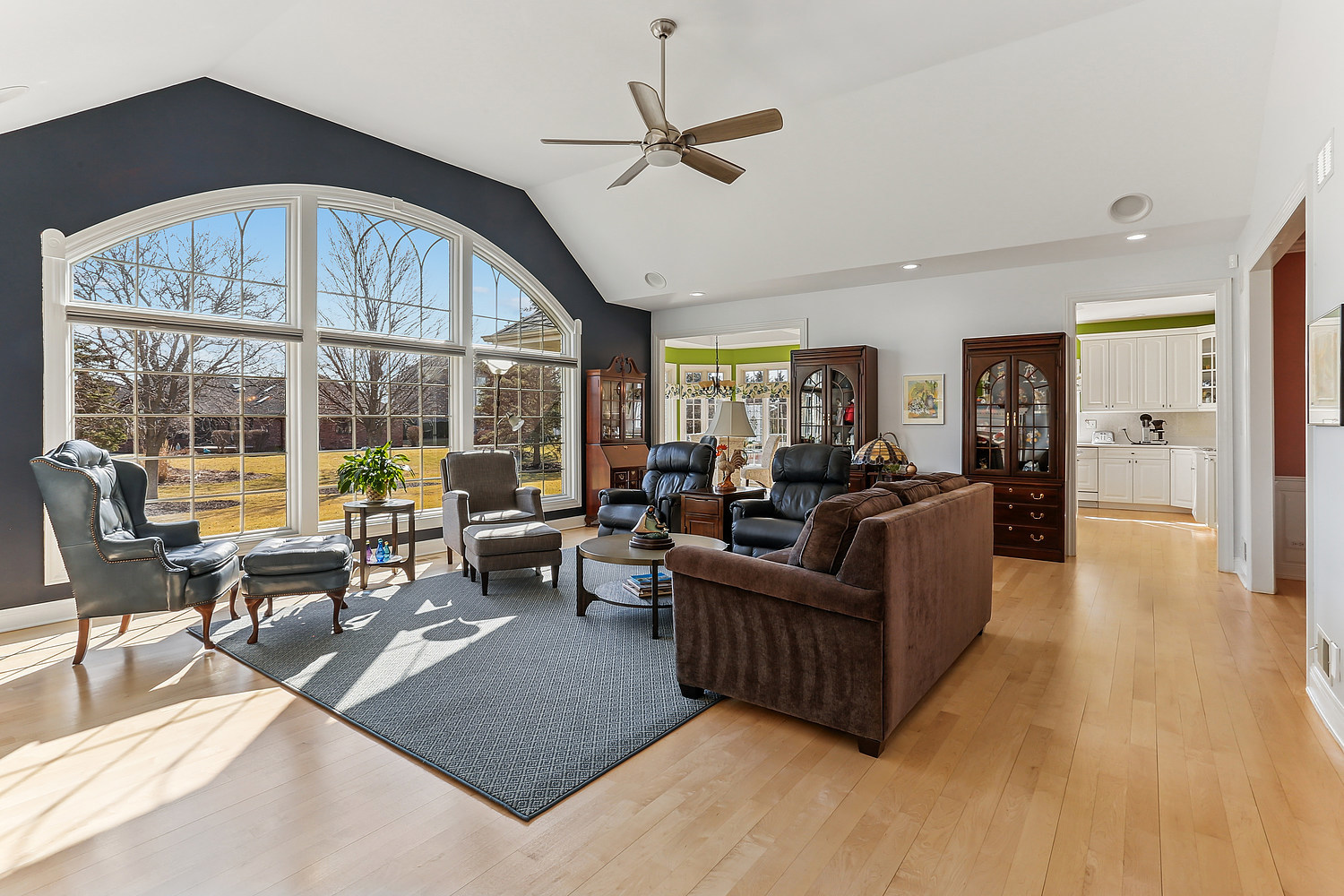 16853 S Comandra Circle