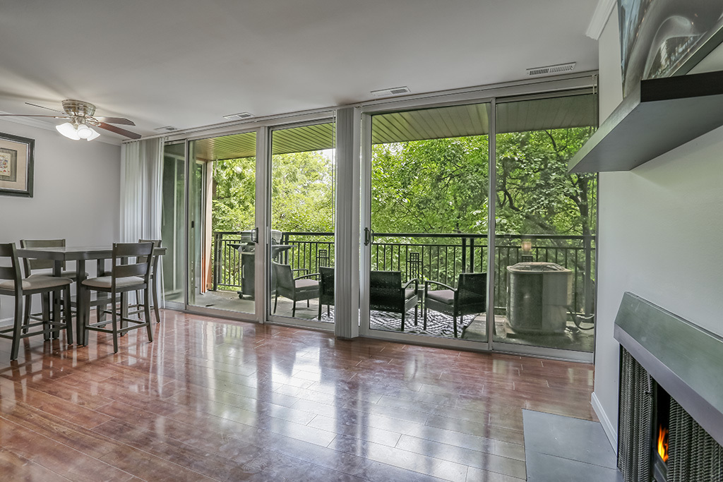 5900 Oakwood Drive Unit: 2H
