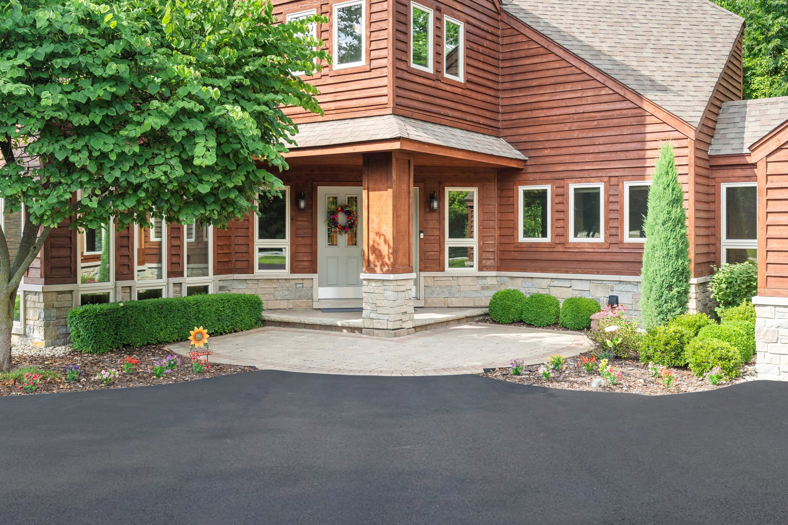 8100 Silver Lake Drive