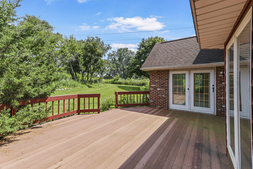12 Woodland Drive