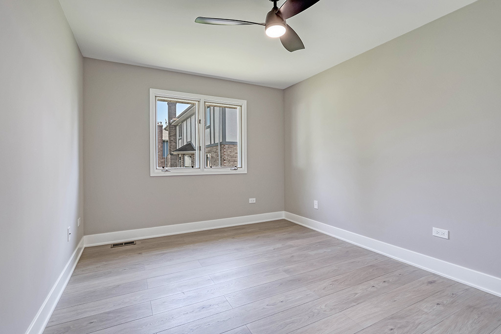 13132 W Beaver Lake Drive