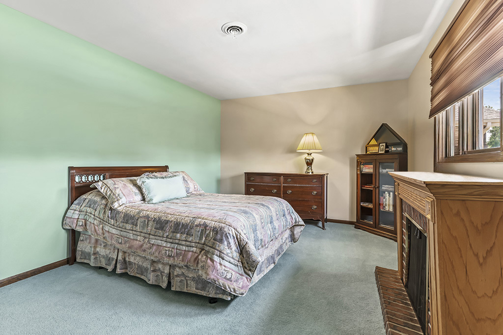 14124 Pheasant Lane